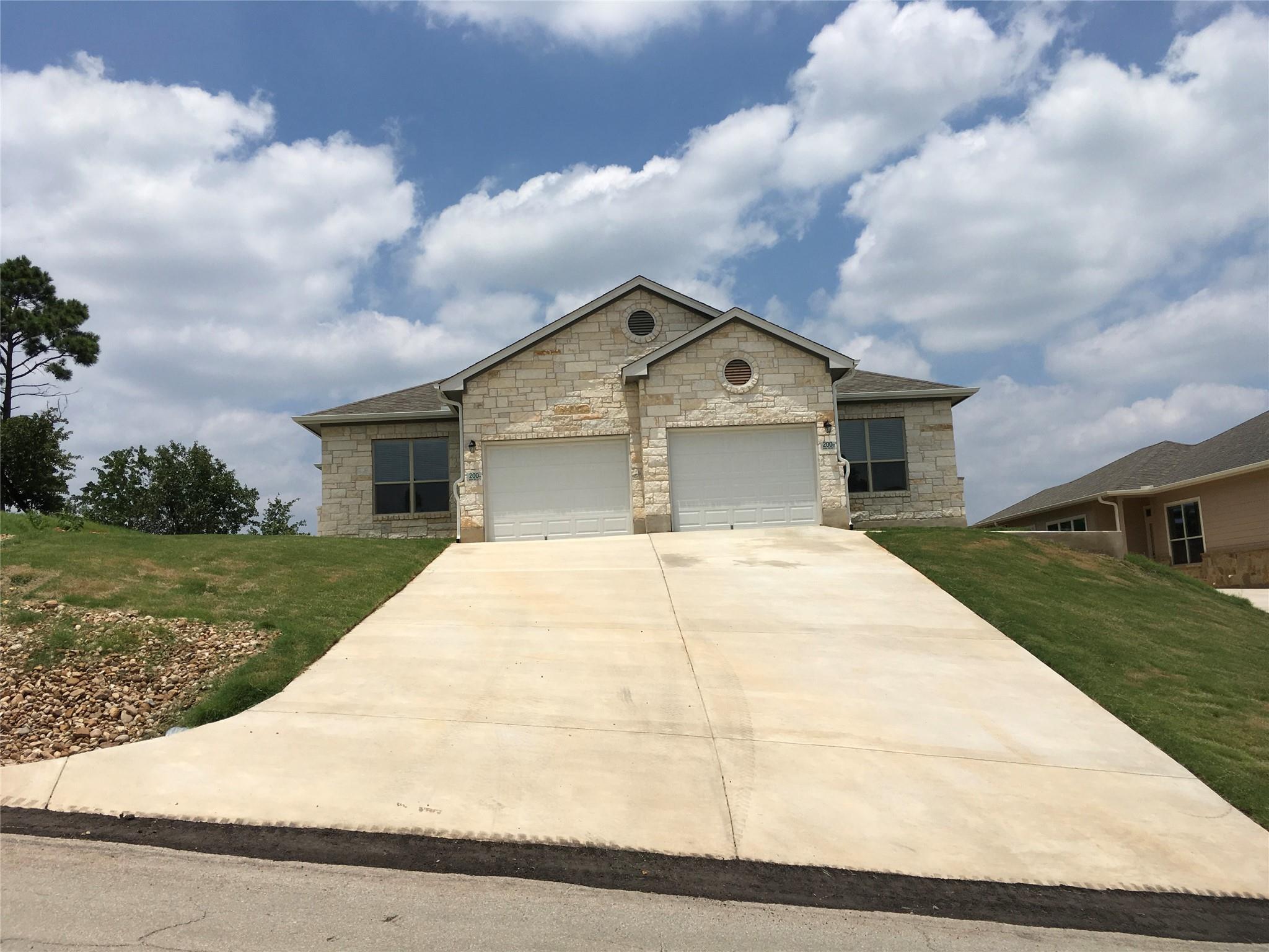200 Mauna Kea Ln #a Property Photo 1