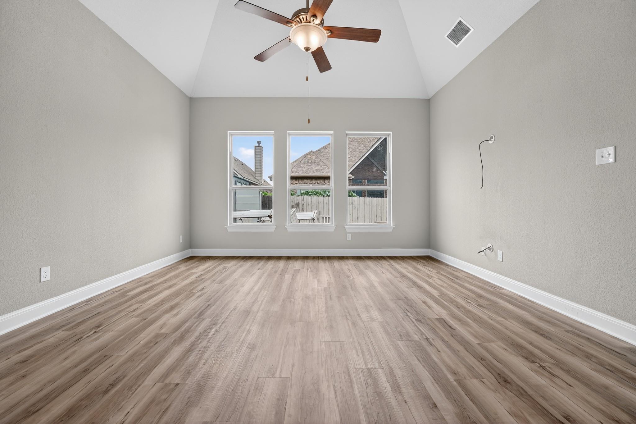 1009 Wolcott Dr Property Photo 15