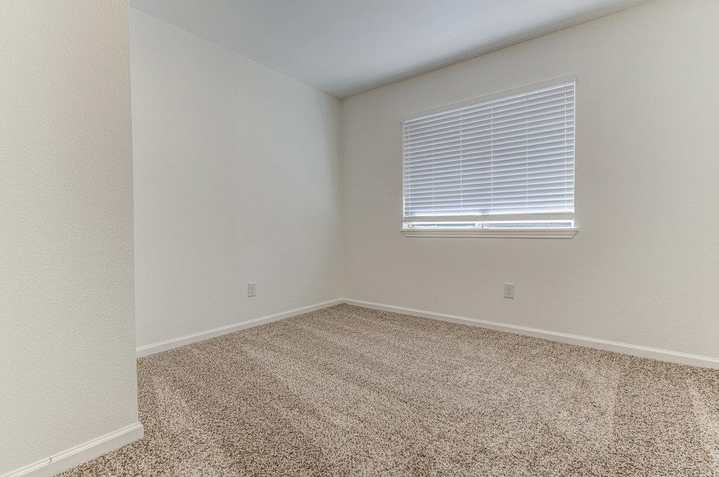 5706 Gloucester Ln #a Property Photo 9