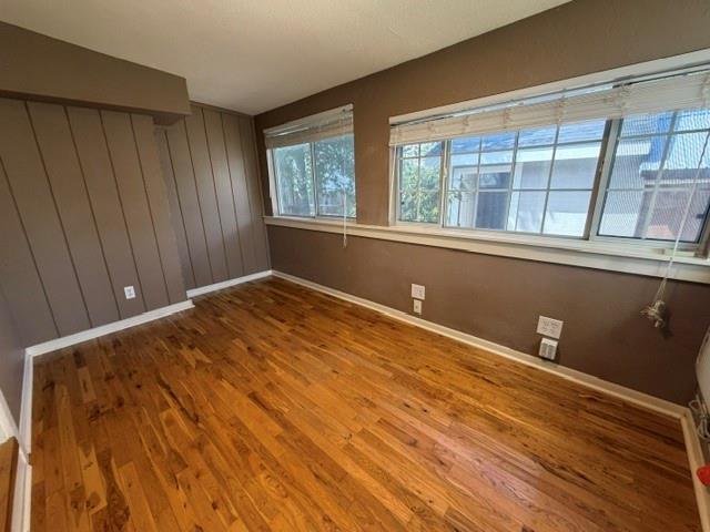 5410 Woodrow Ave Property Photo 22
