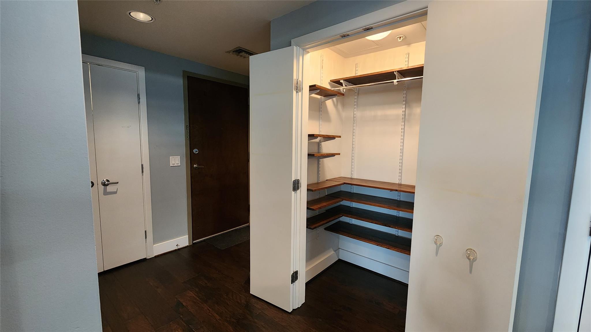 300 Bowie St #1305 Property Photo 11