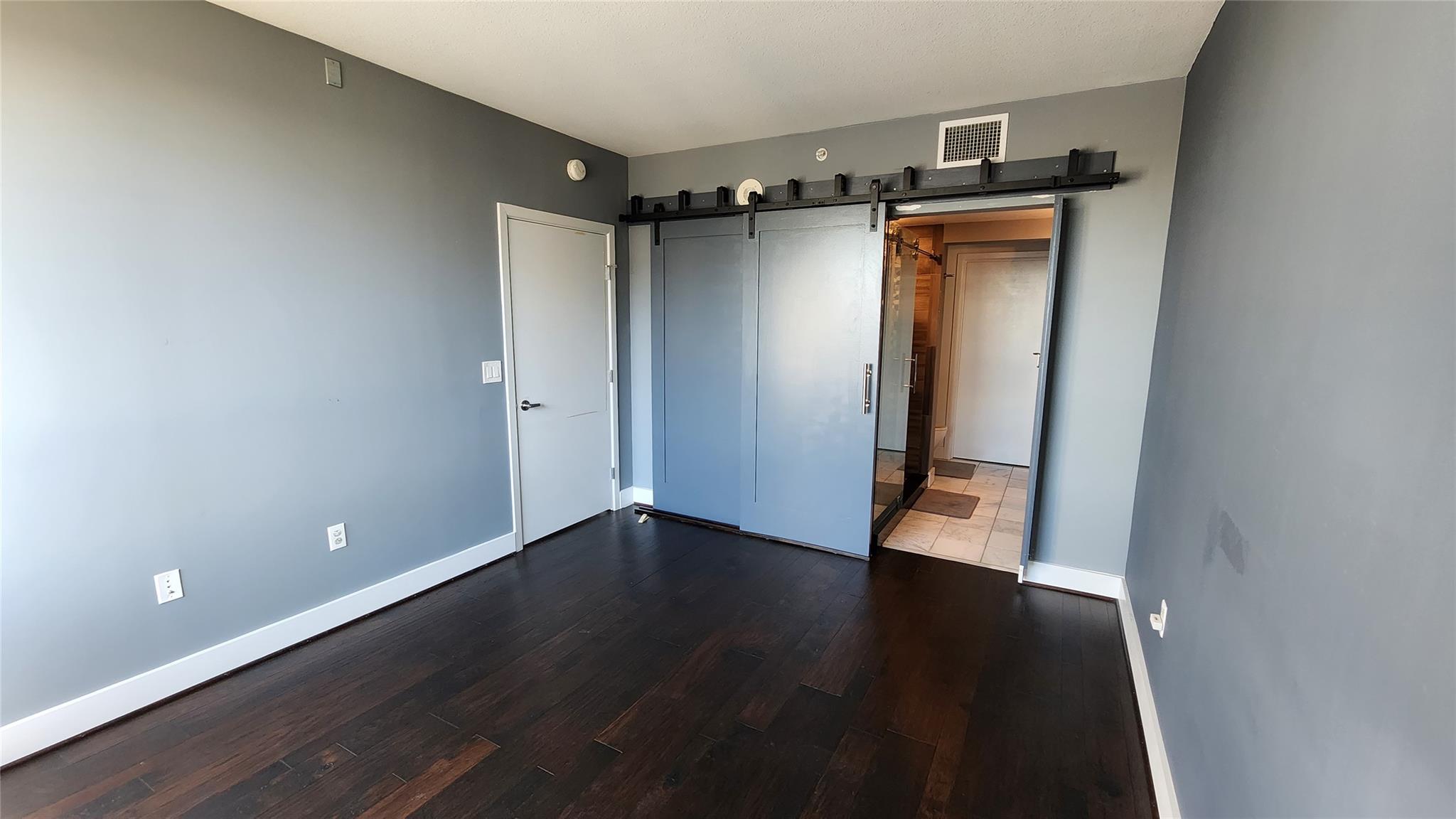 300 Bowie St #1305 Property Photo 13