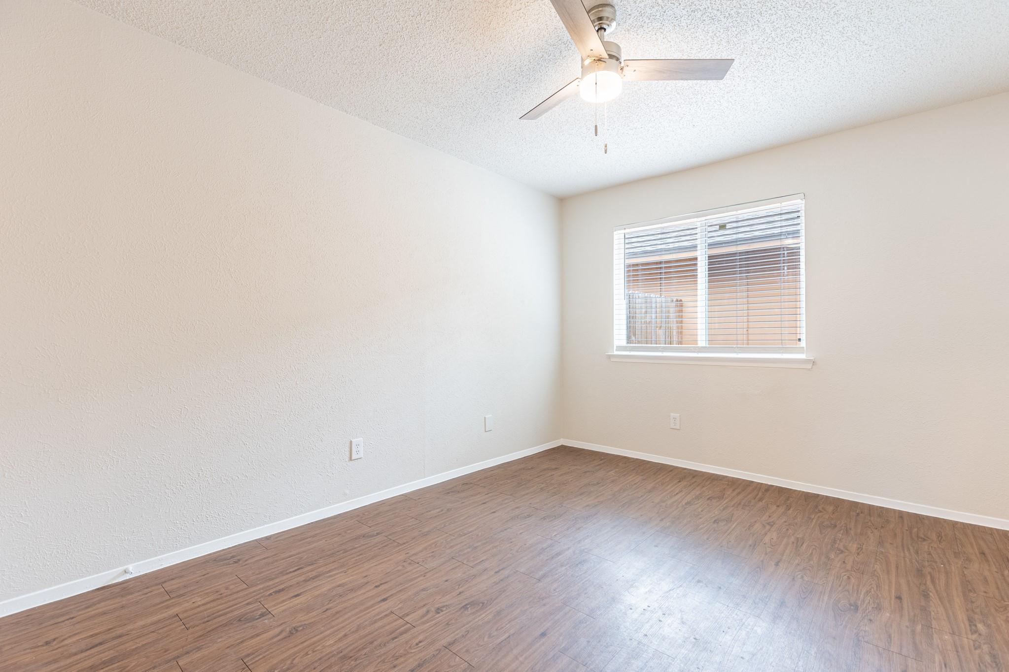323 W William Cannon Dr #b Property Photo 19