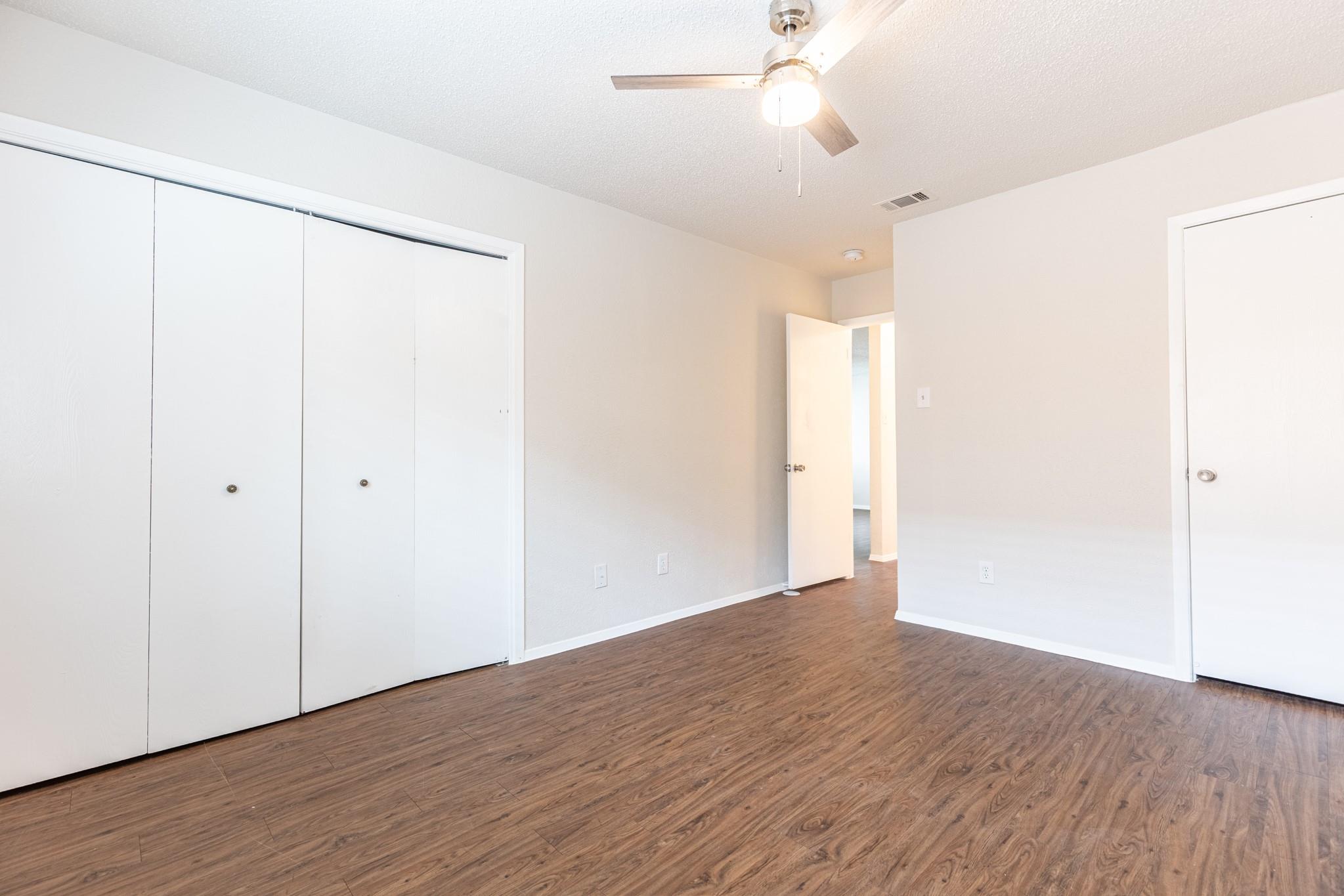 323 W William Cannon Dr #b Property Photo 20