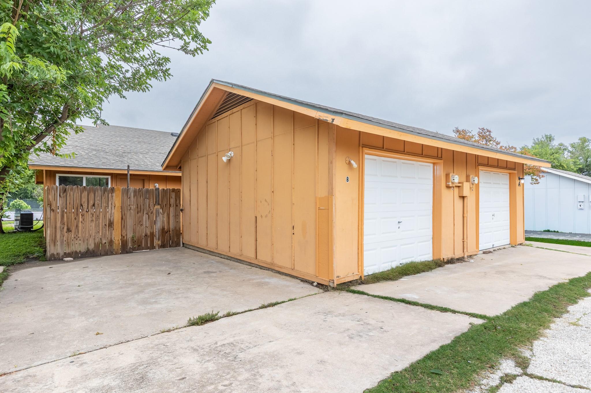 323 W William Cannon Dr #b Property Photo 26
