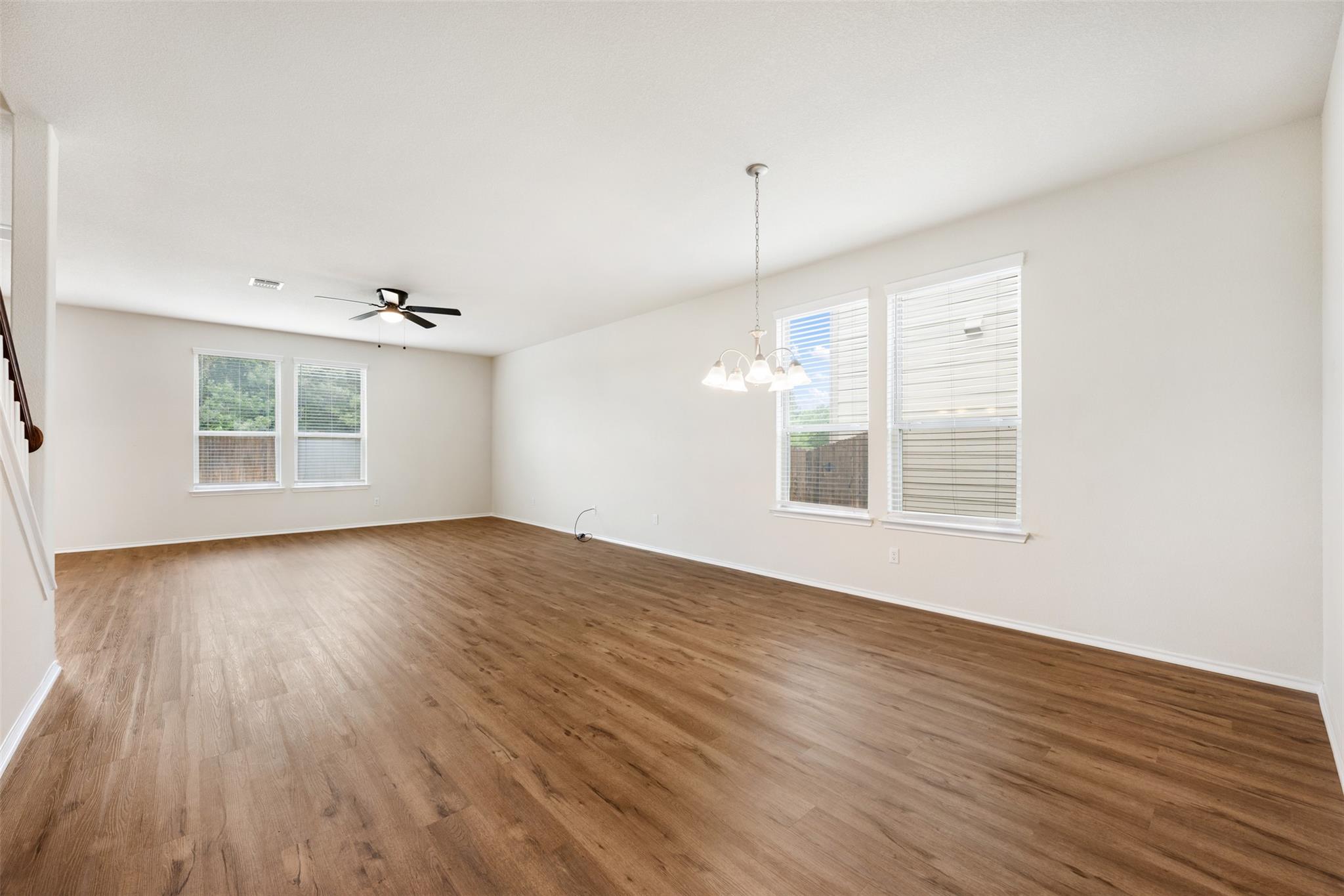 2204 Cliffbrake Way Property Photo 8