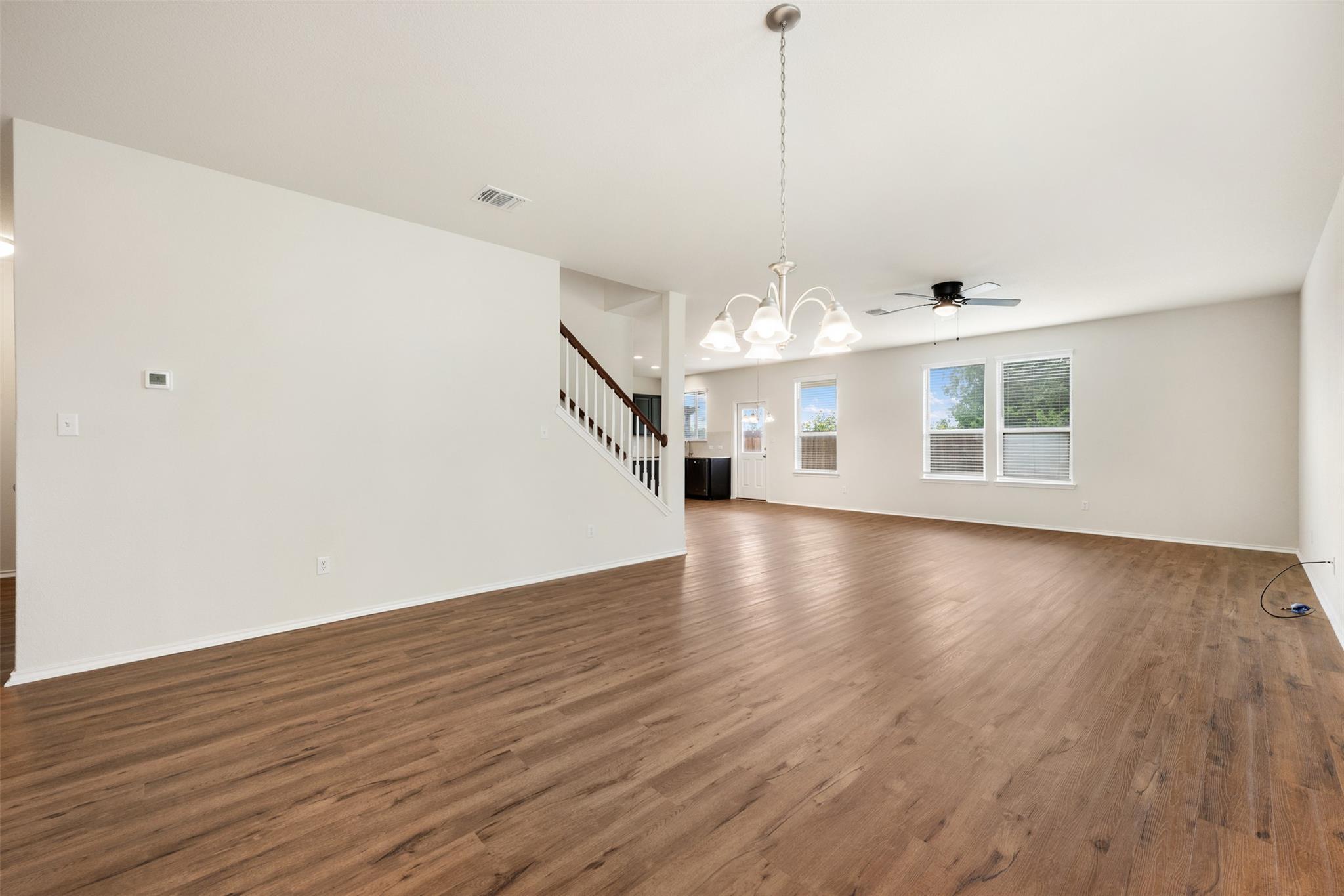 2204 Cliffbrake Way Property Photo 10