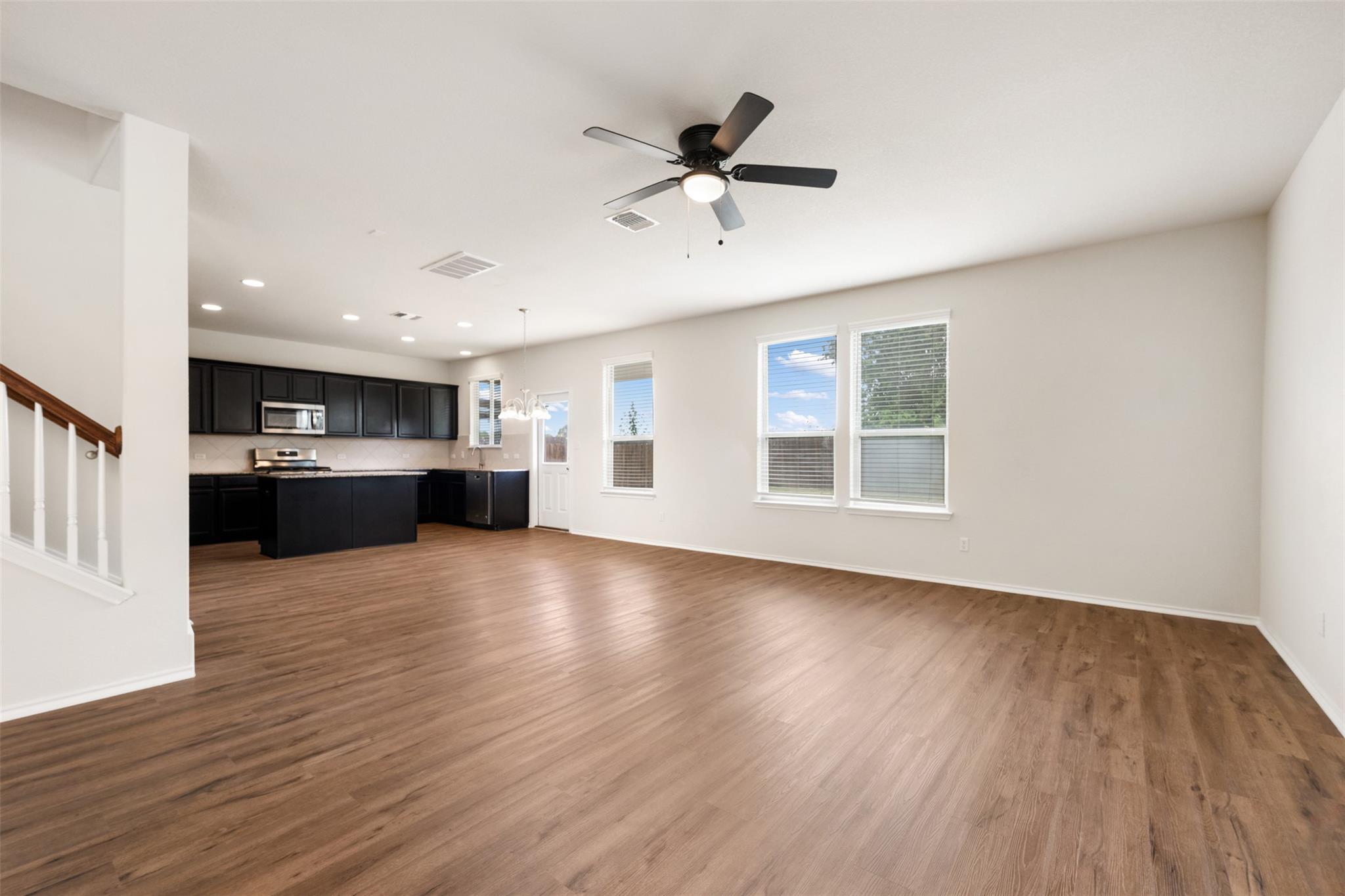 2204 Cliffbrake Way Property Photo 11