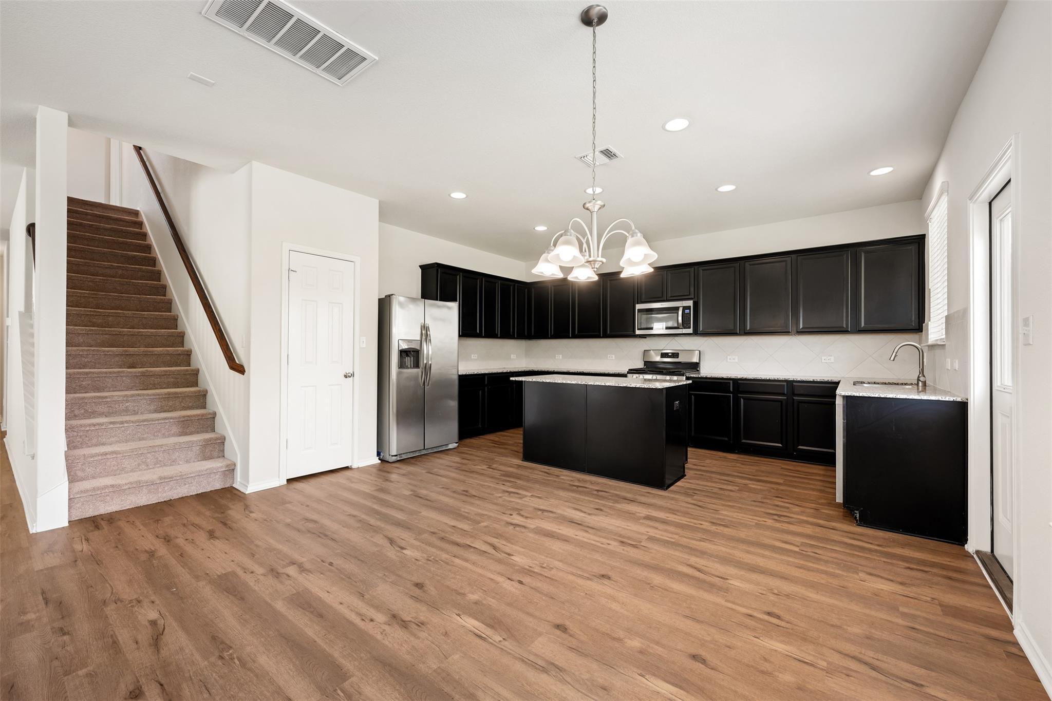 2204 Cliffbrake Way Property Photo 15