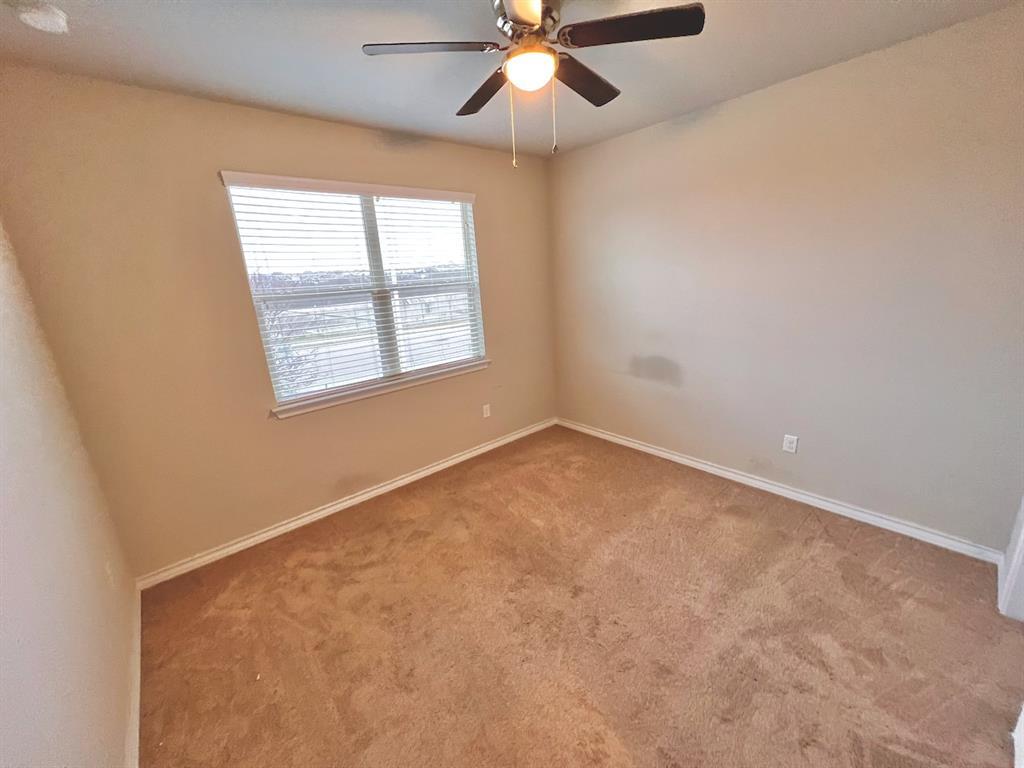 5717 Lehman Way Property Photo 13