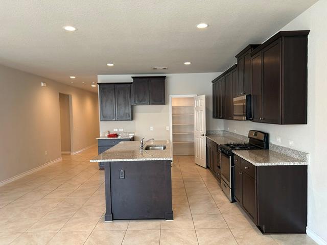 5717 Lehman Way Property Photo 16