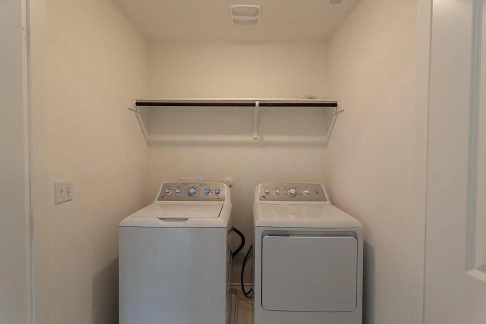 7104 Spotted Leaf Way Property Photo 31