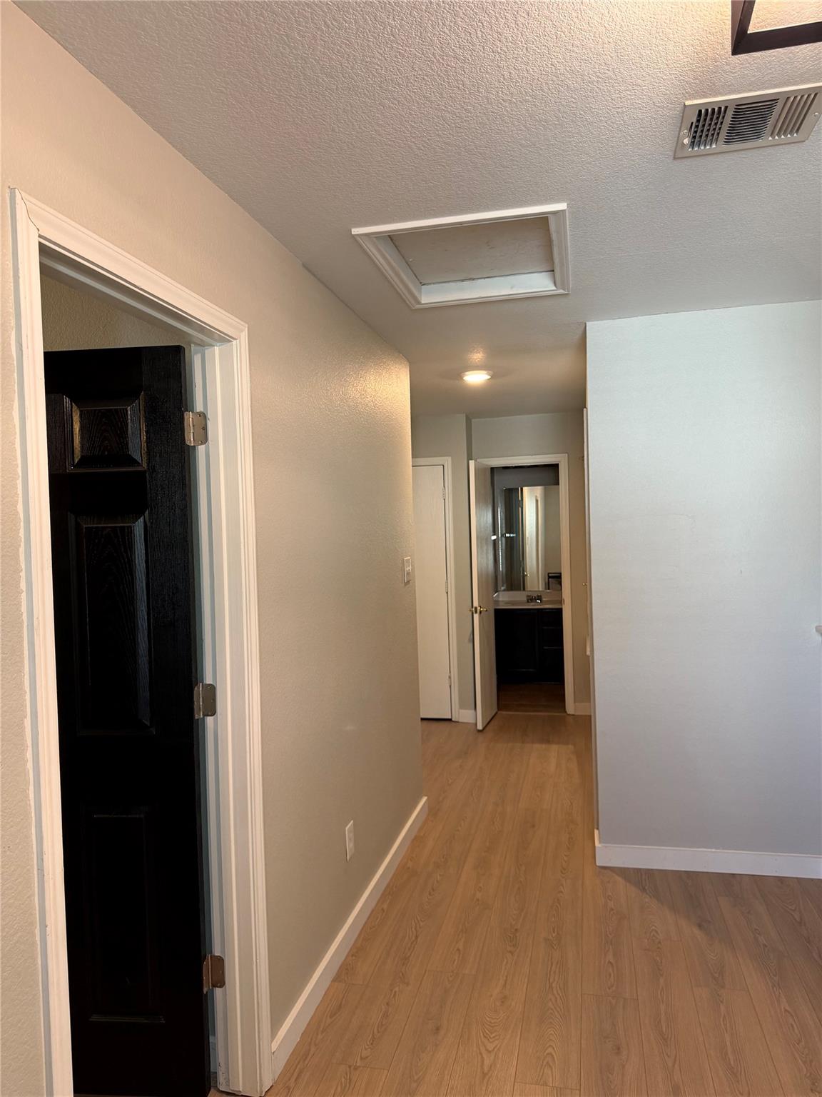 7108 Walkup Ln Property Photo 16