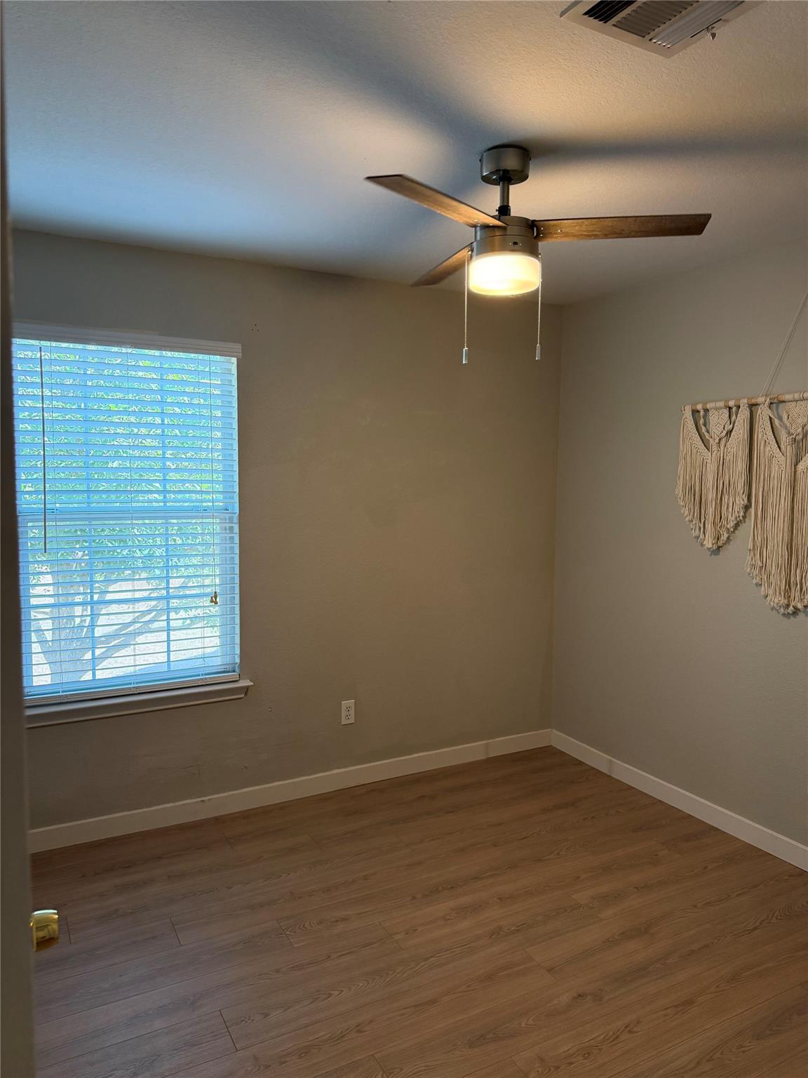 7108 Walkup Ln Property Photo 18