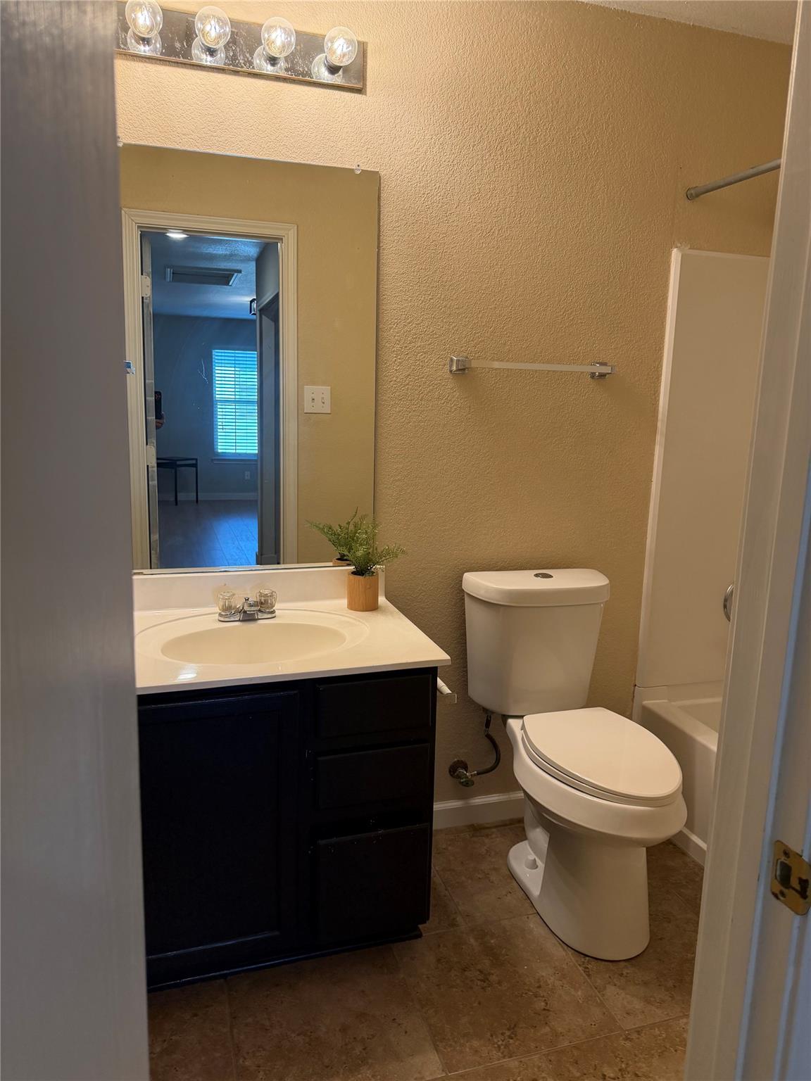 7108 Walkup Ln Property Photo 21