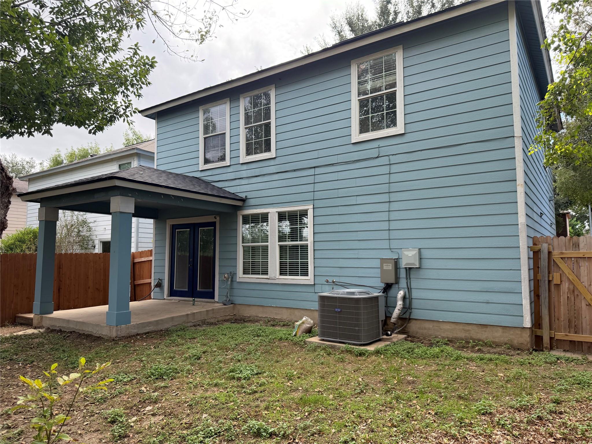 7108 Walkup Ln Property Photo 29
