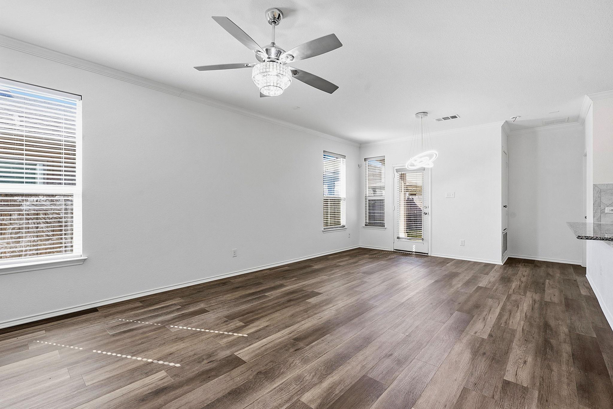 13413 Abigail Adams St Property Photo 7