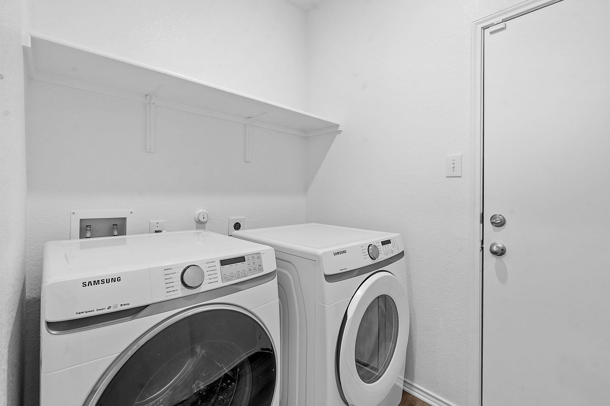 13413 Abigail Adams St Property Photo 11