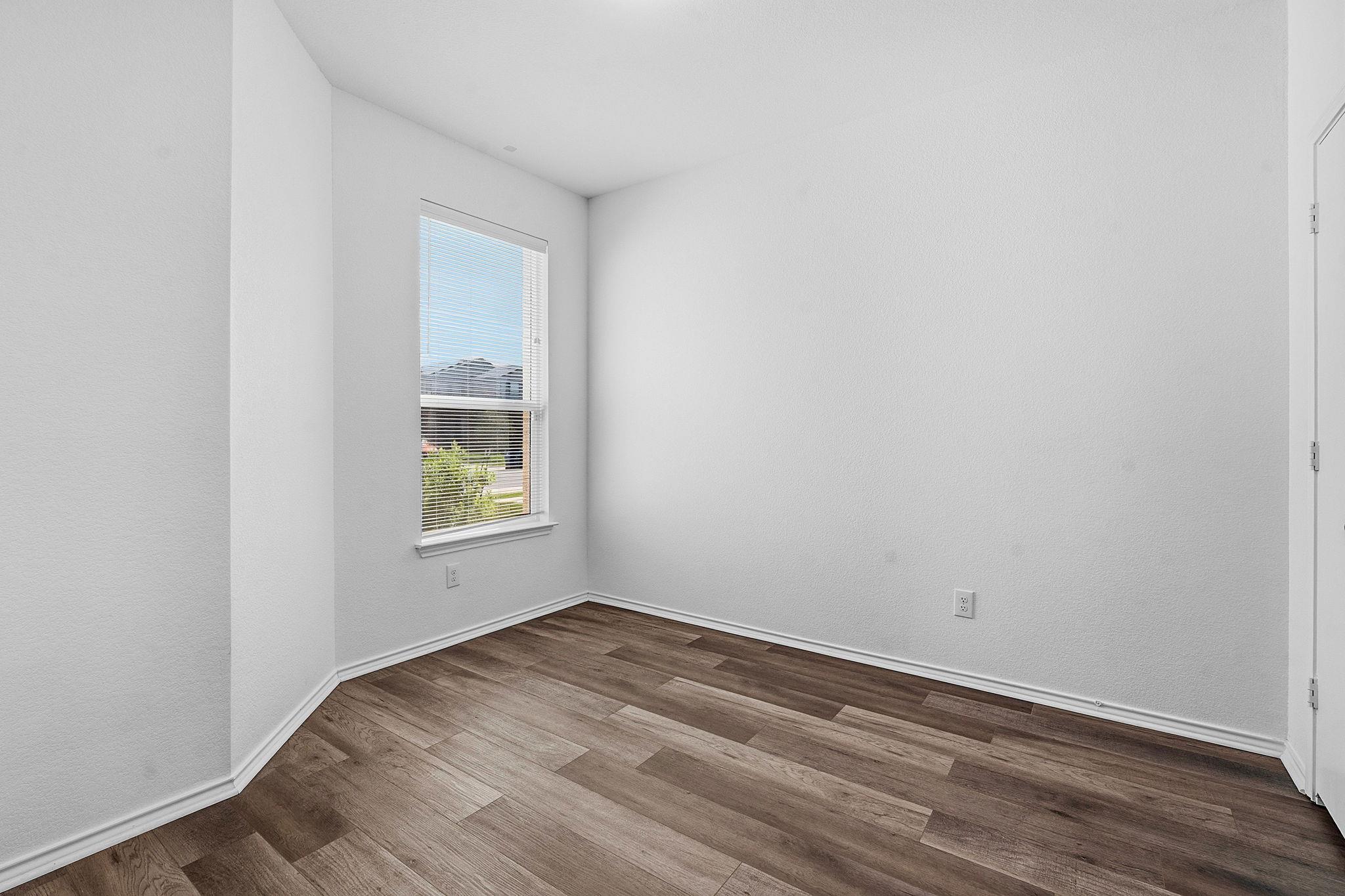 13413 Abigail Adams St Property Photo 19