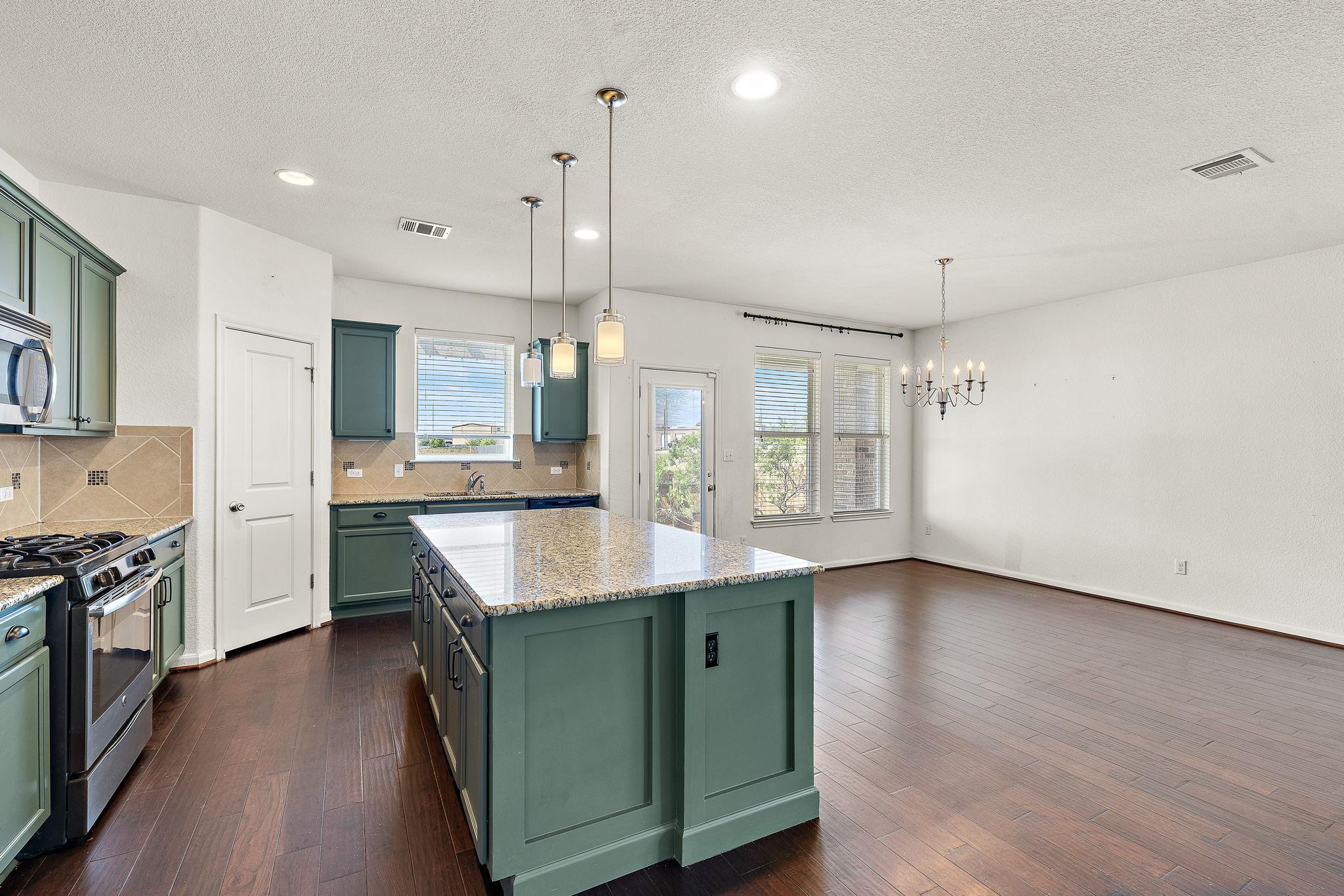 5628 Corsica Loop Property Photo 8