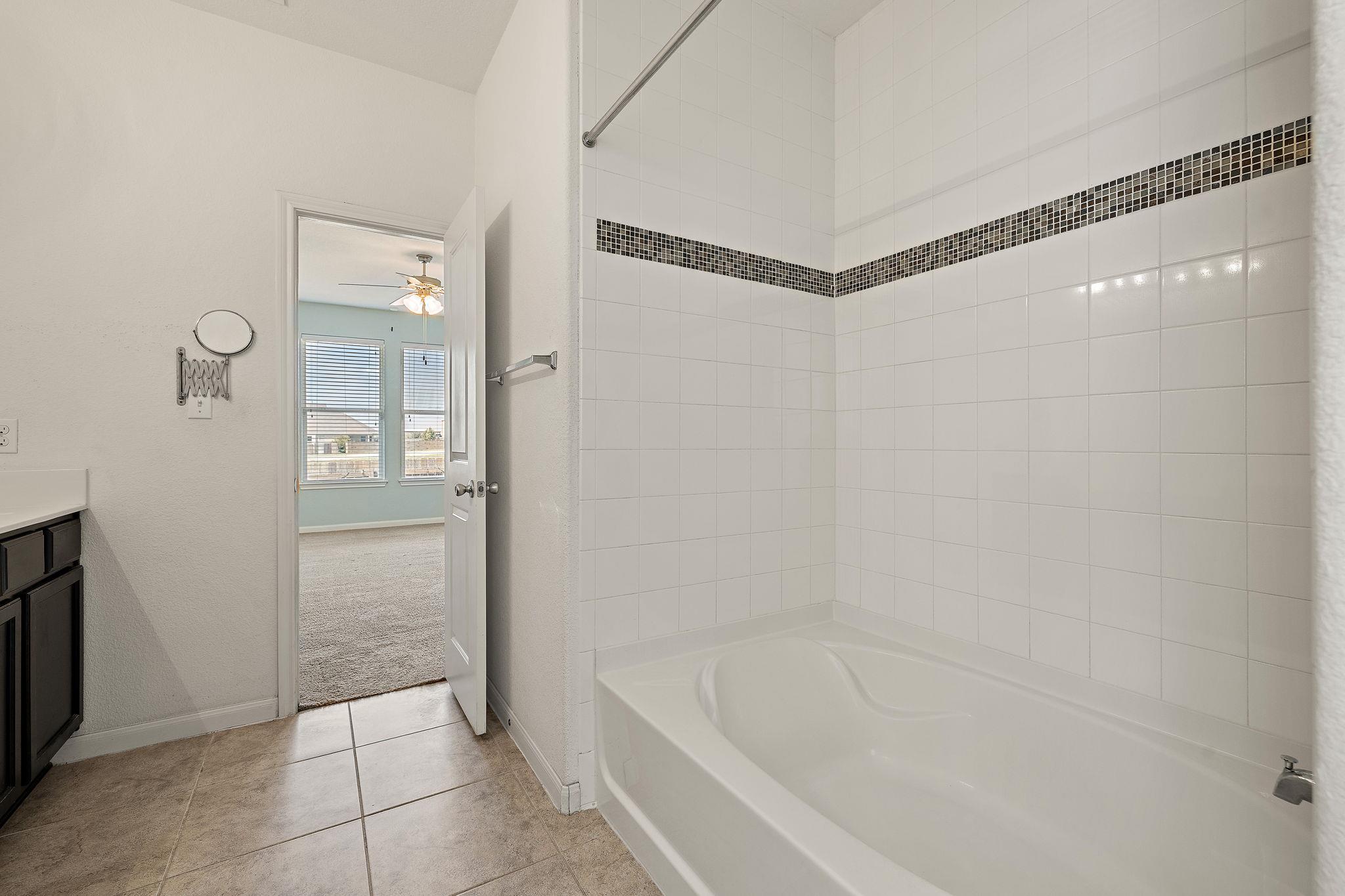 5628 Corsica Loop Property Photo 18