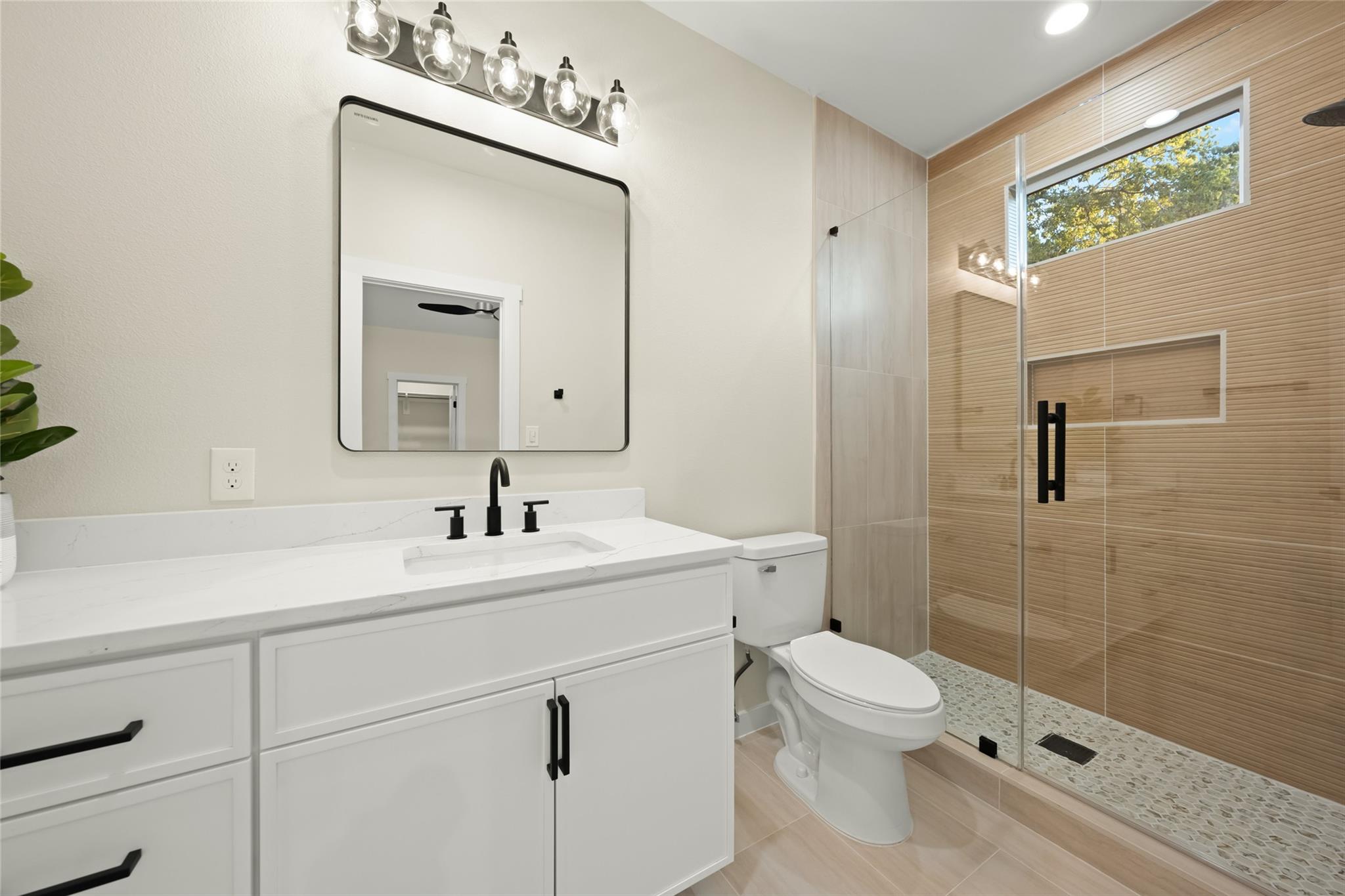 901 Redd St #2 Property Photo 26