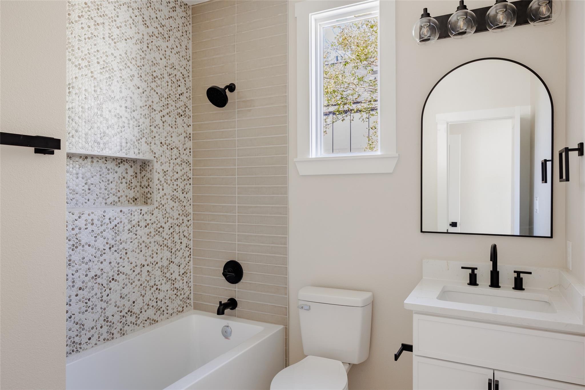 901 Redd St #2 Property Photo 29