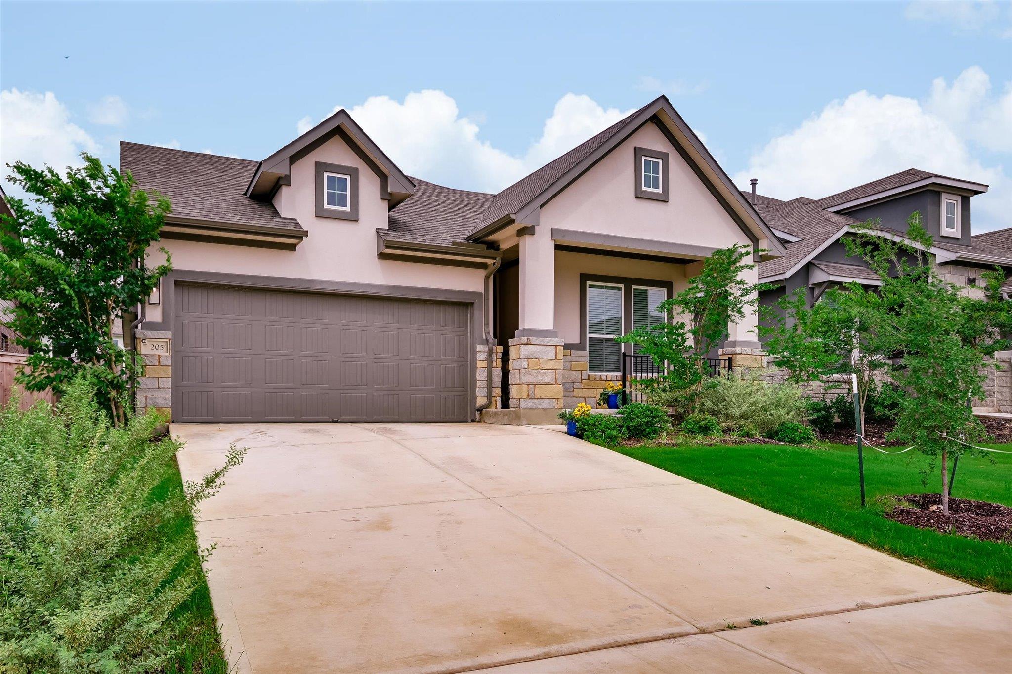 205 Wingstem Way Property Photo 4