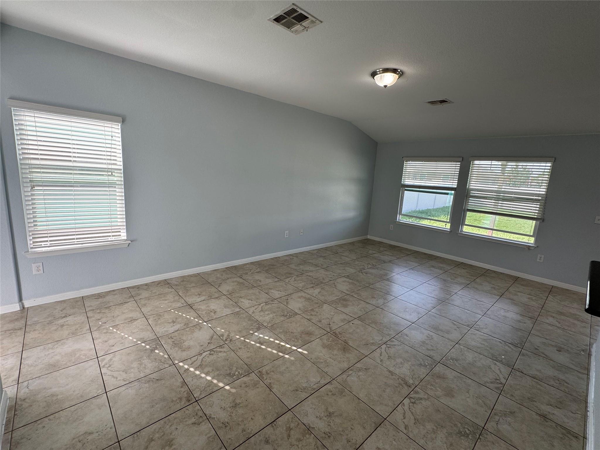 1520 Portchester Castle Path Property Photo 3