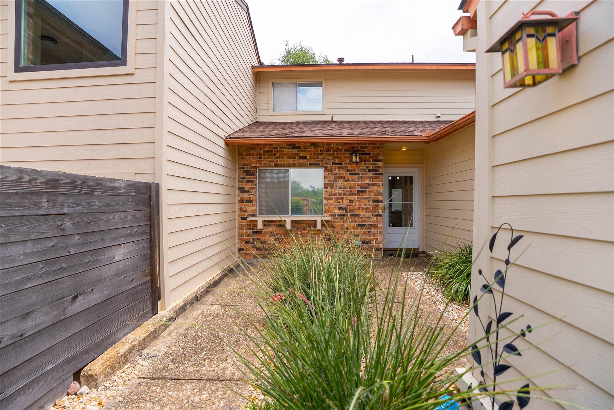 8403 Ardash Ln Property Photo 1