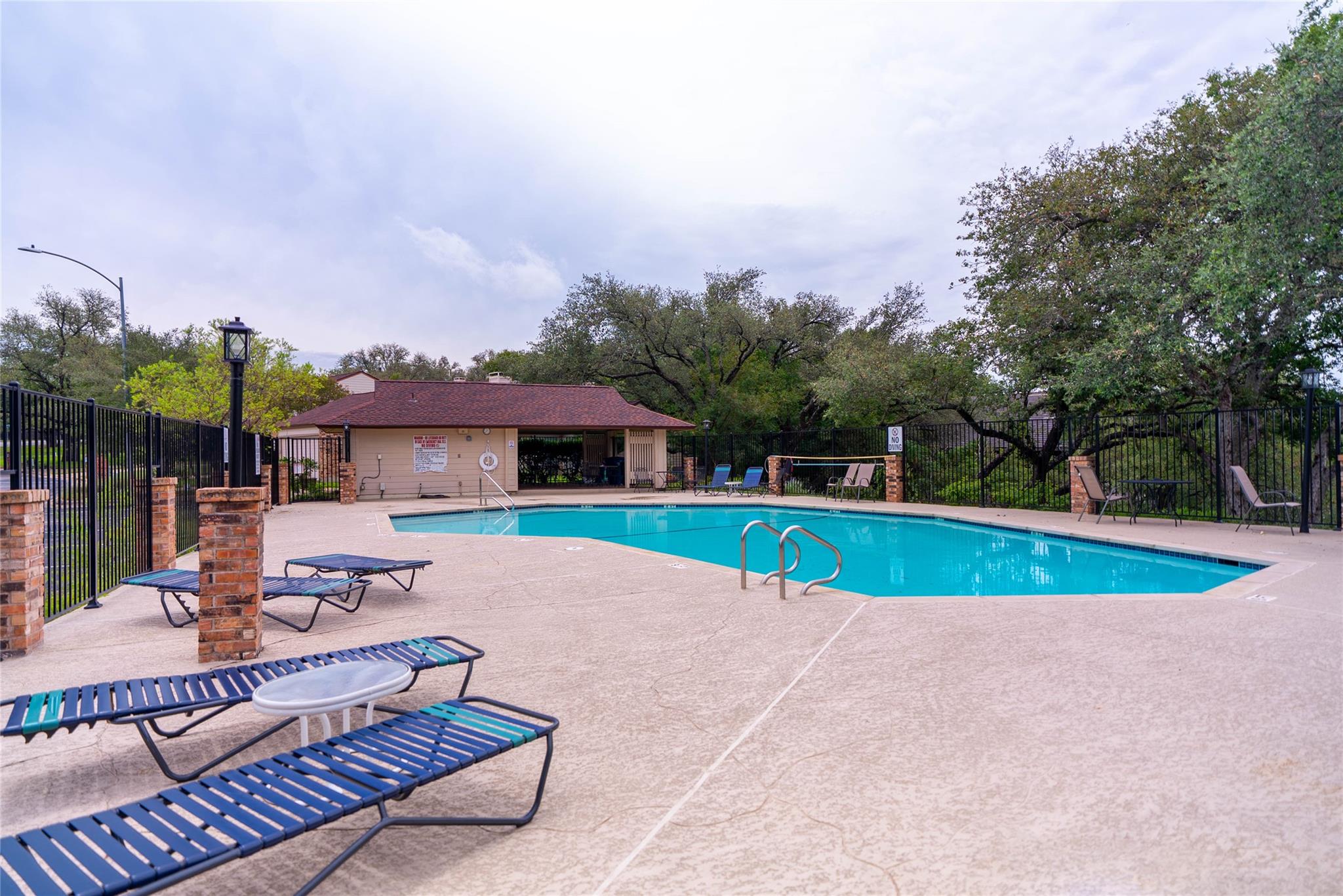 8403 Ardash Ln Property Photo 23