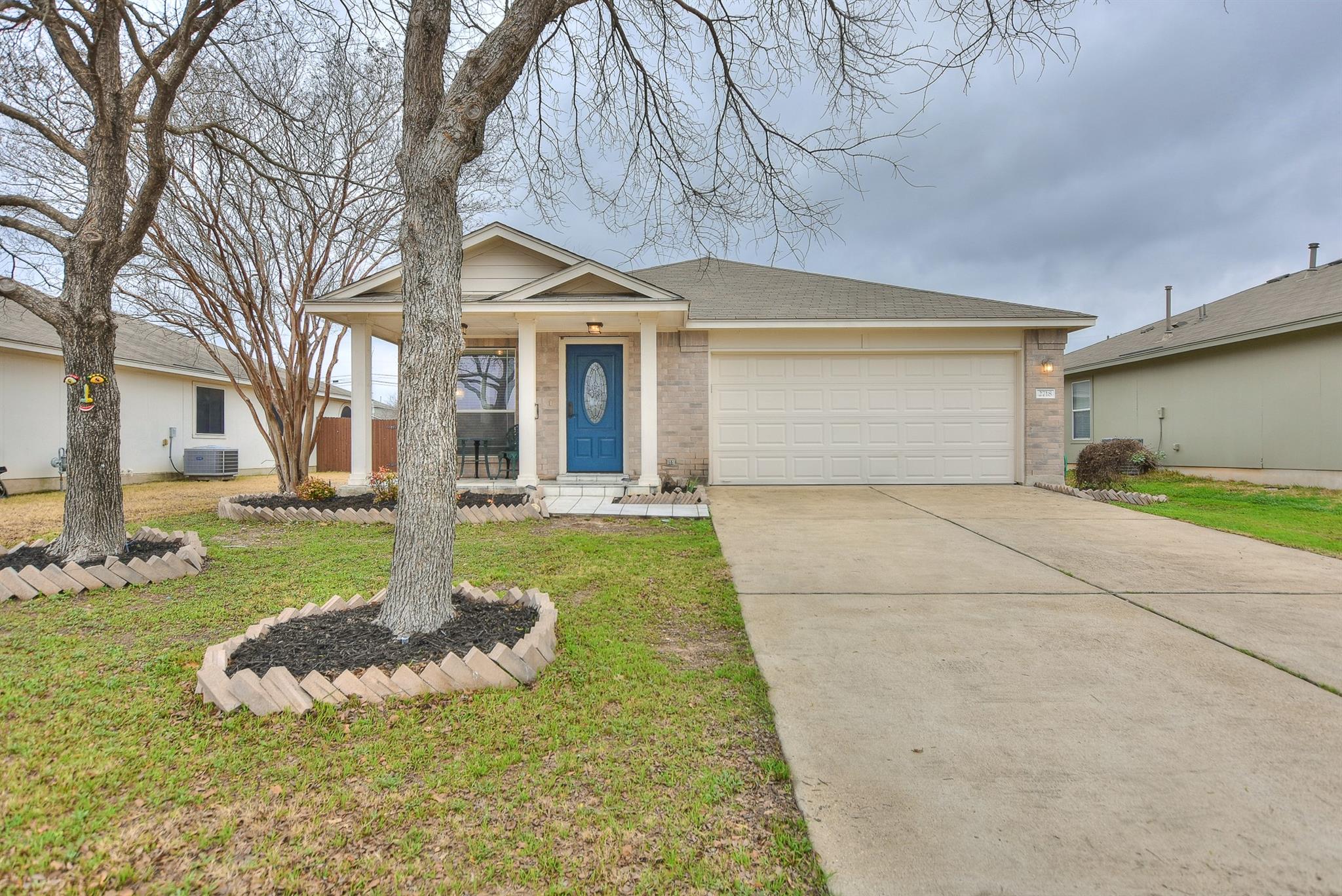 2718 Summerwalk Pl Property Photo 2