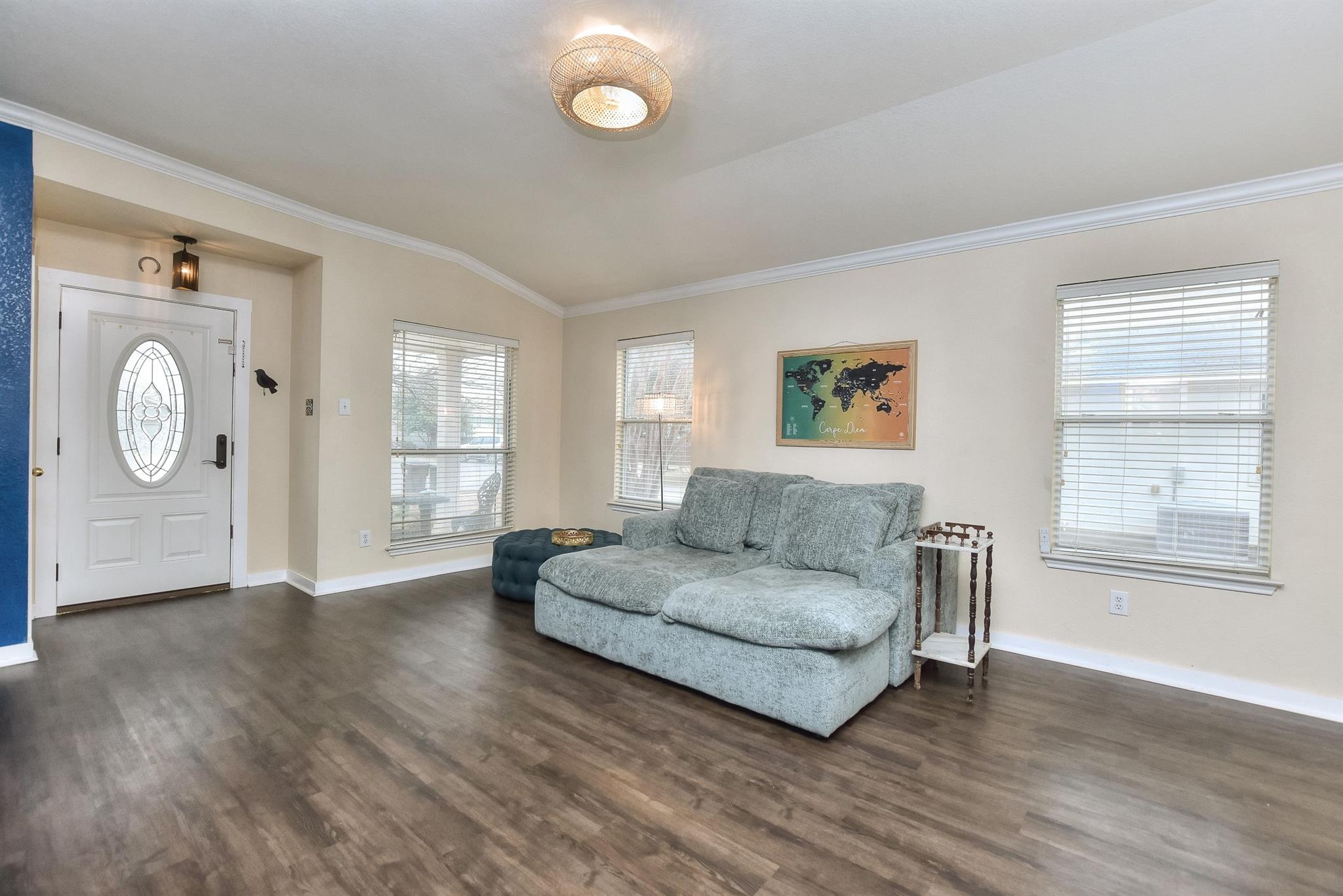 2718 Summerwalk Pl Property Photo 6