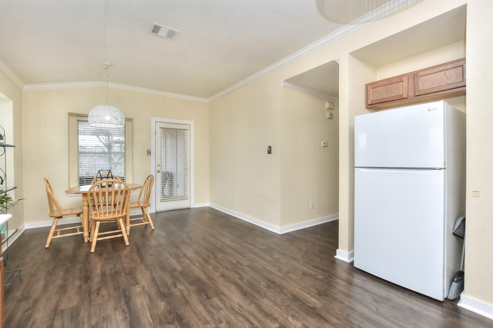 2718 Summerwalk Pl Property Photo 15