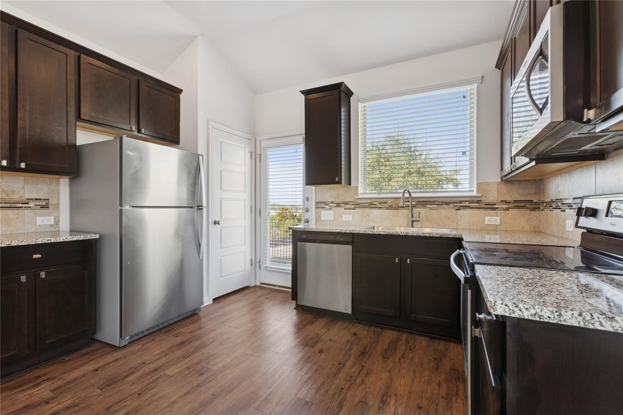 5804 Steep Cactus Trl #a Property Photo 5