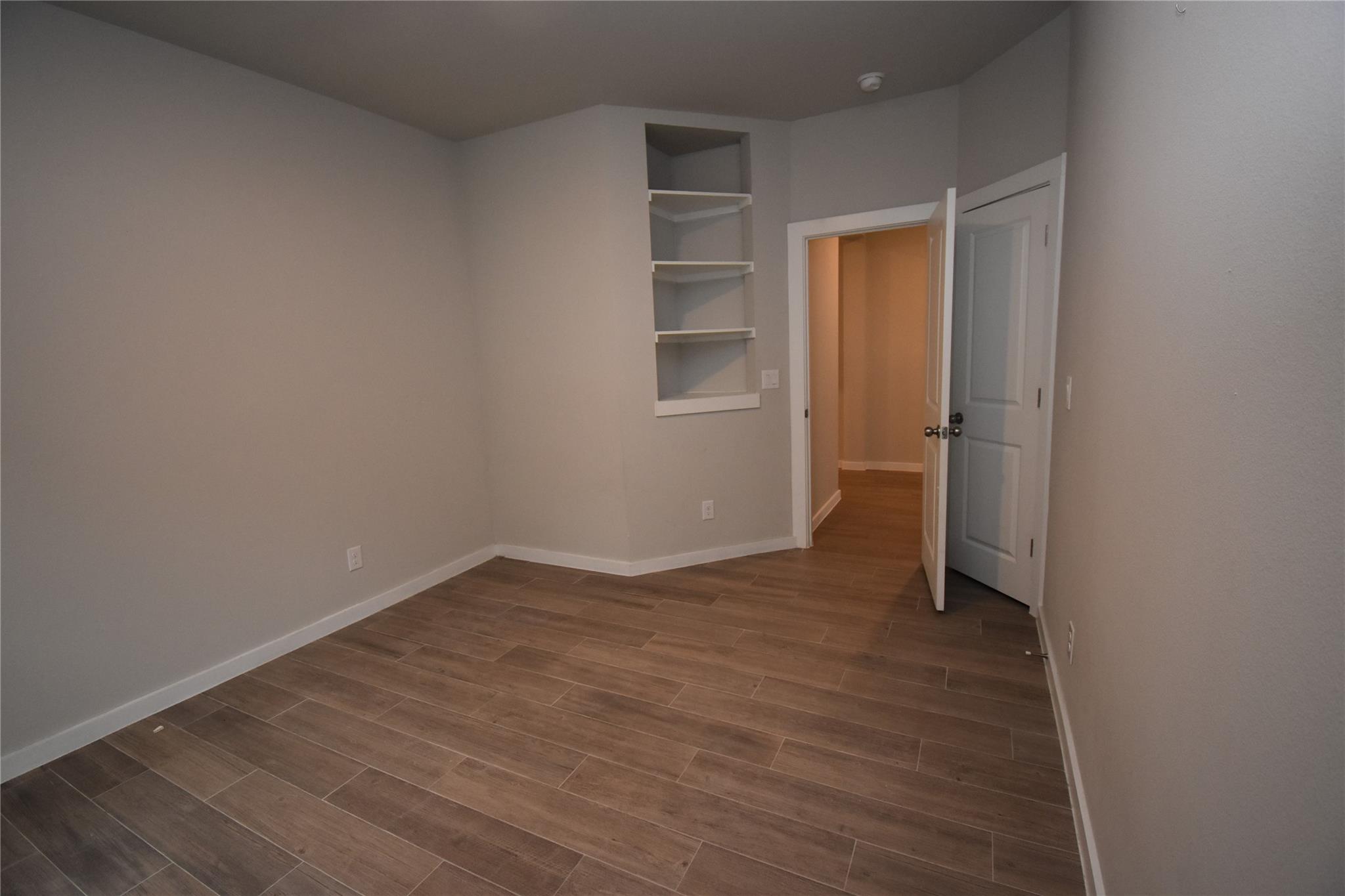21209 Santa Carlo Ave Property Photo 13