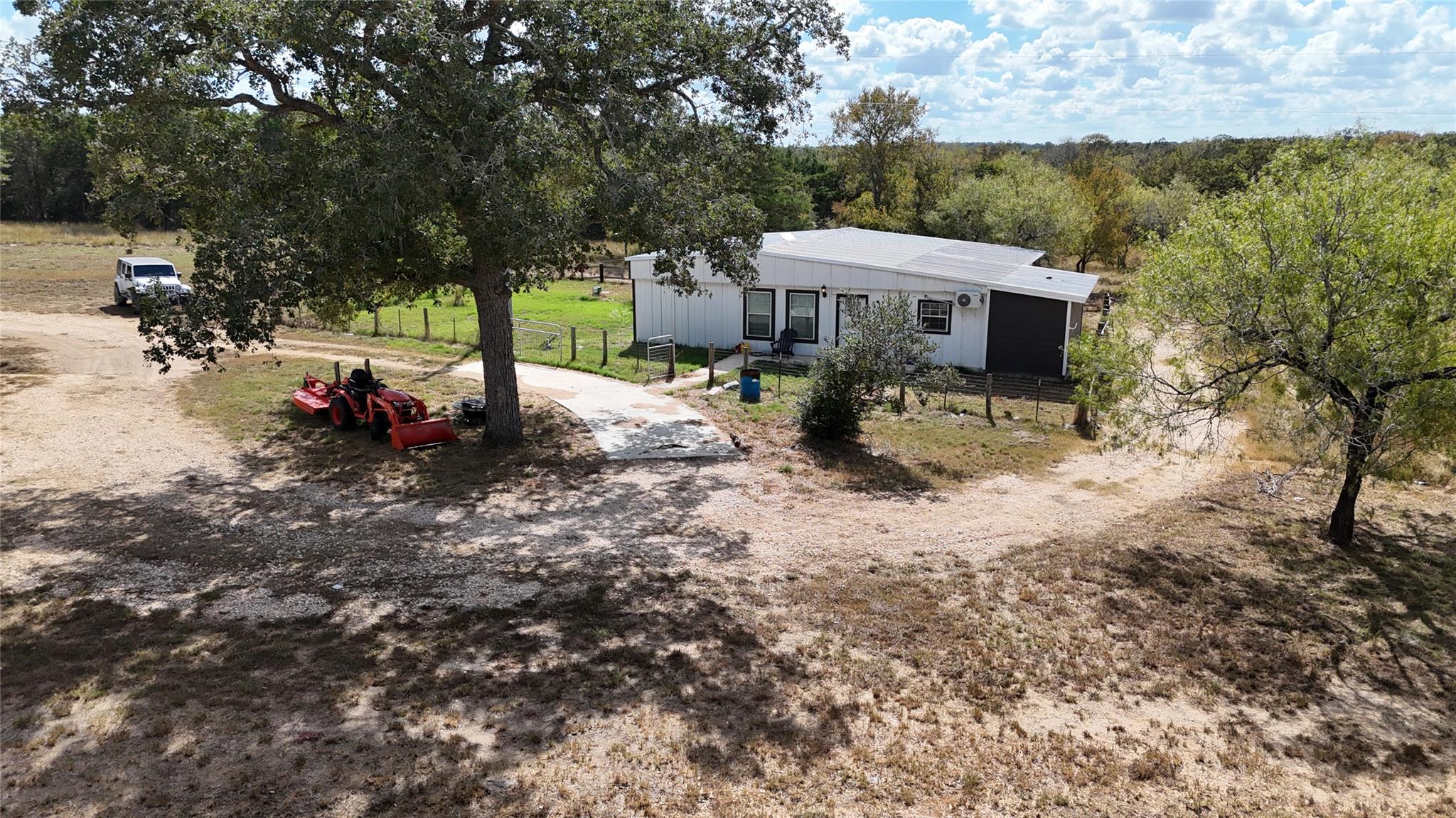 991 Kovar Rd #d Property Photo 2