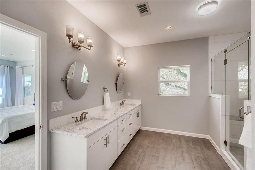 5004 Balcones Dr Property Photo 23