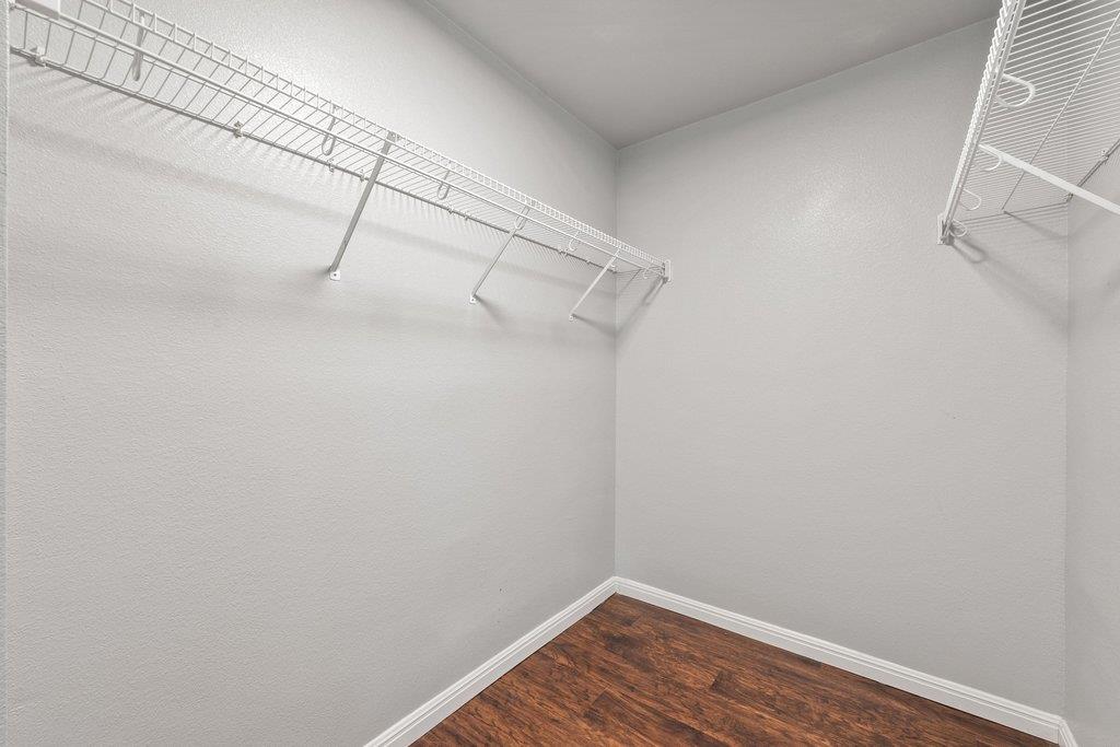 2100 Boyer Dr Property Photo 28