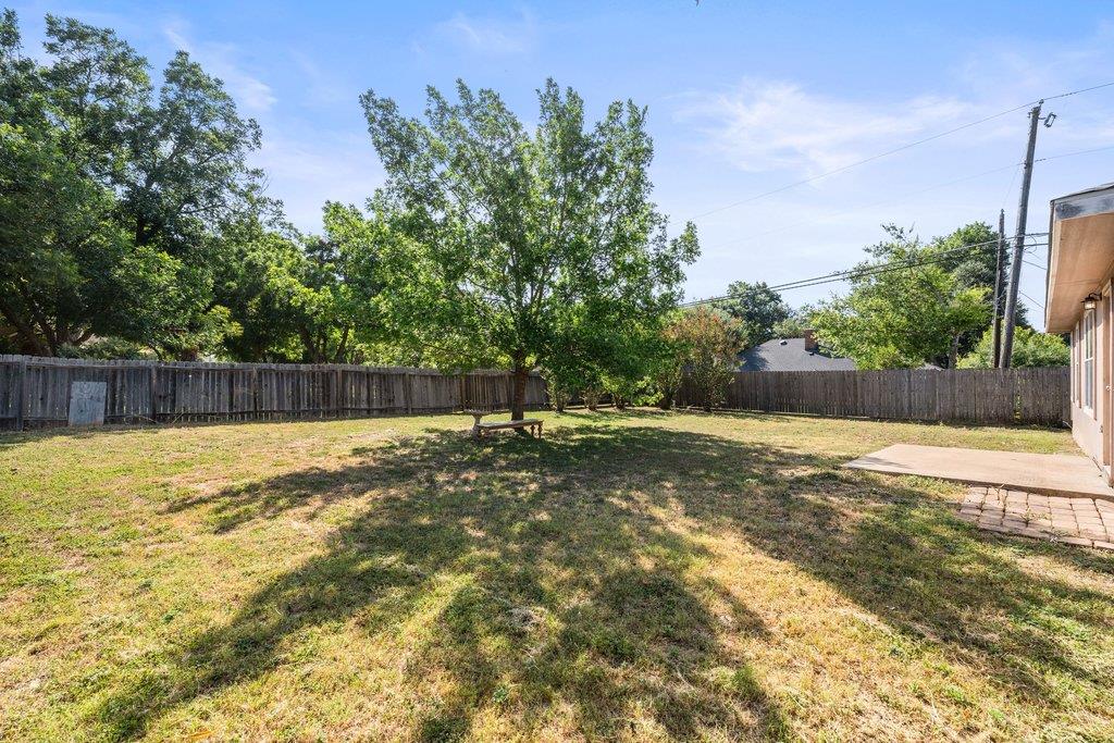 2100 Boyer Dr Property Photo 39