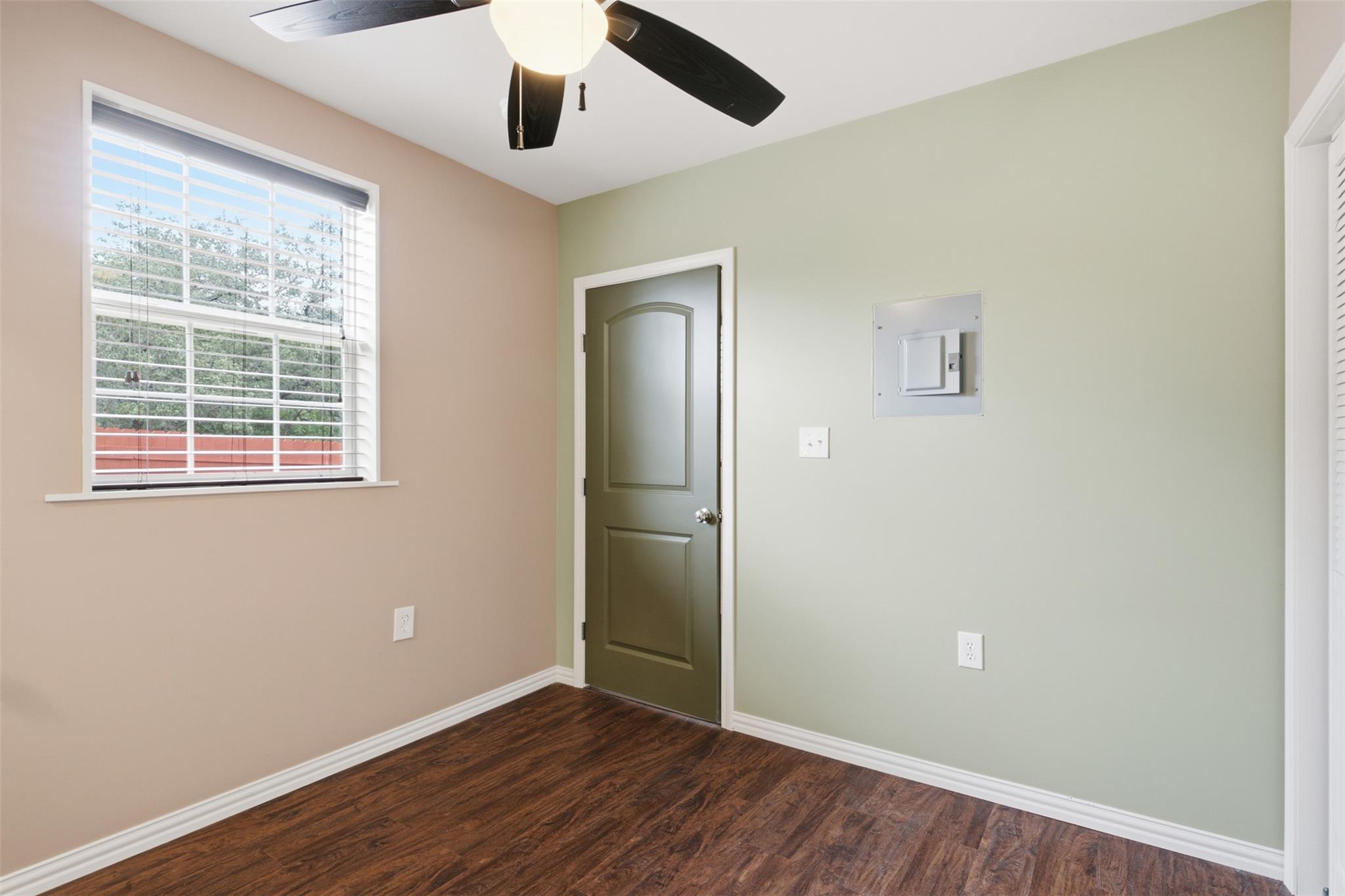 7606 Williamson Creek Dr Property Photo 10