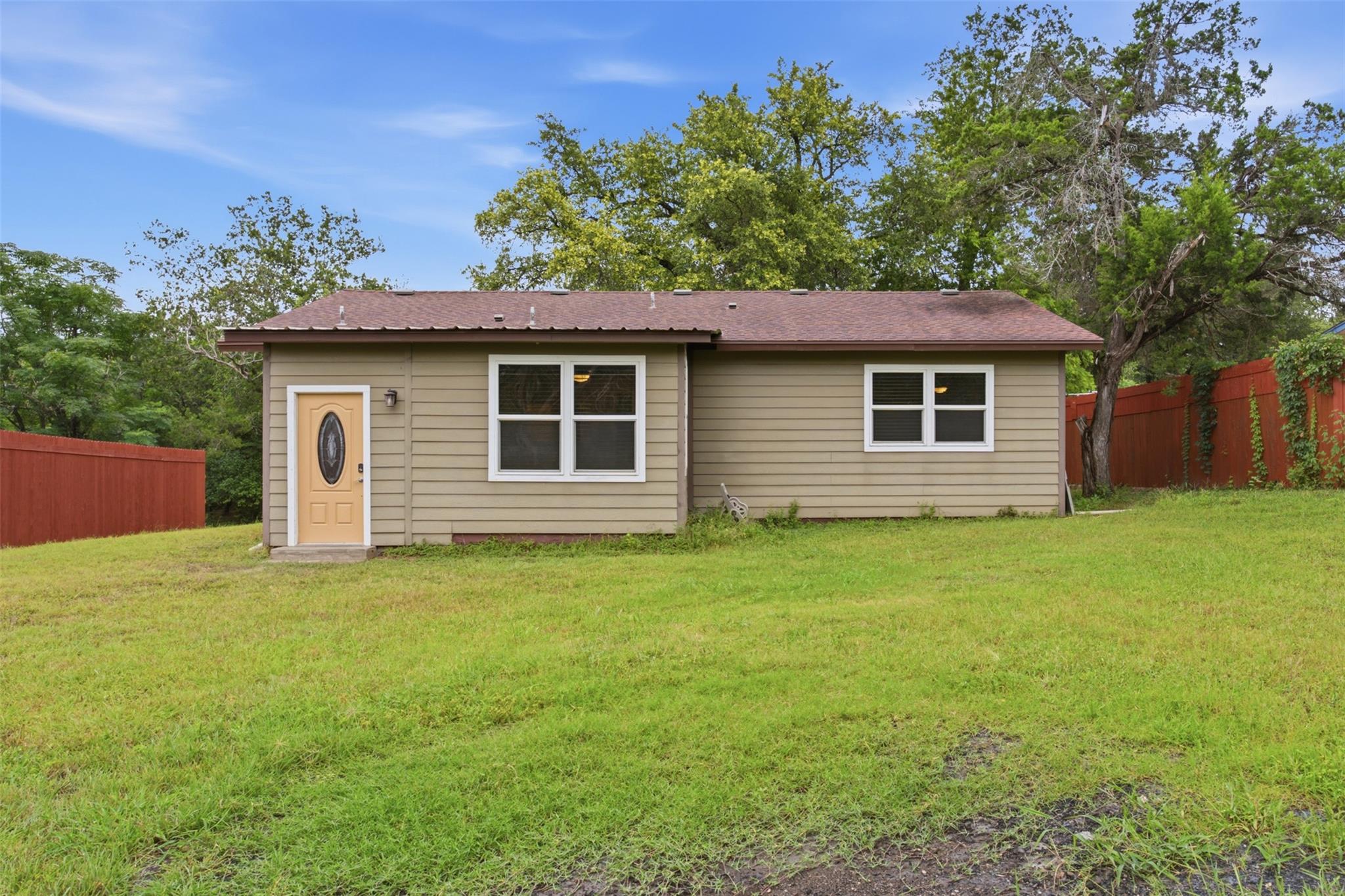 7606 Williamson Creek Dr Property Photo 26