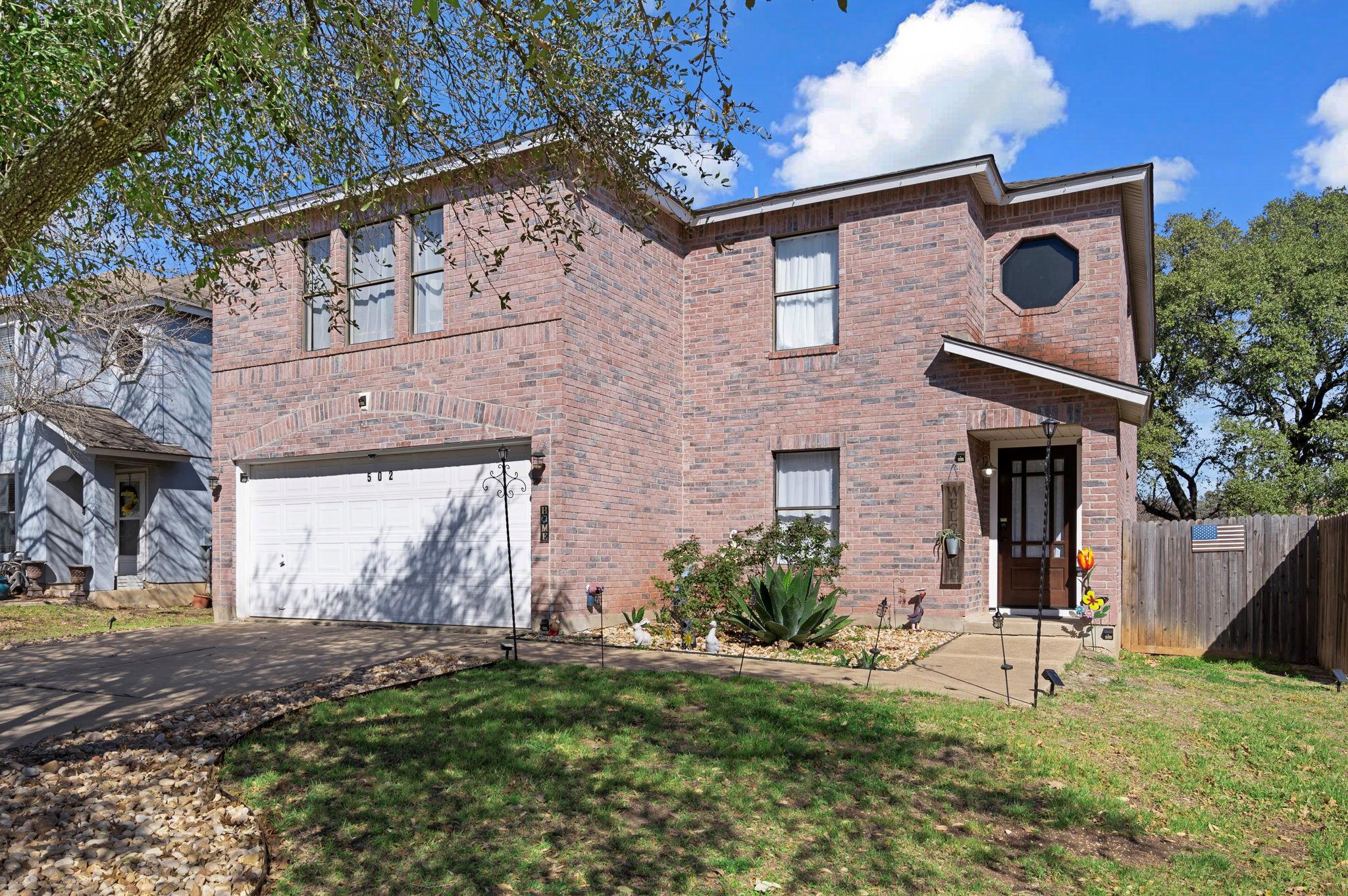 502 Woodford Dr Property Photo
