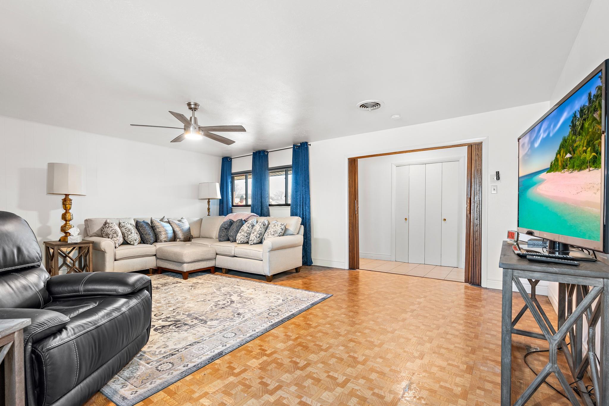 1506 Stephen St Property Photo 6