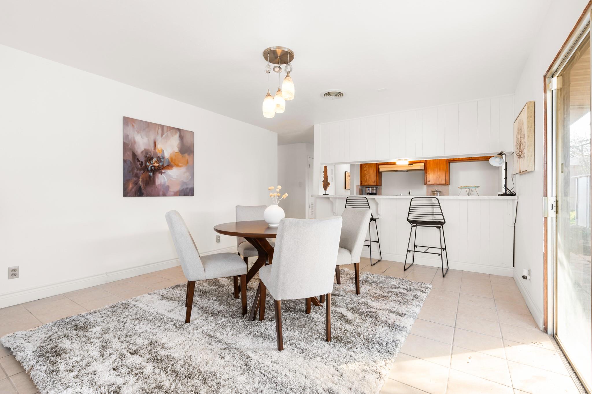 1506 Stephen St Property Photo 8