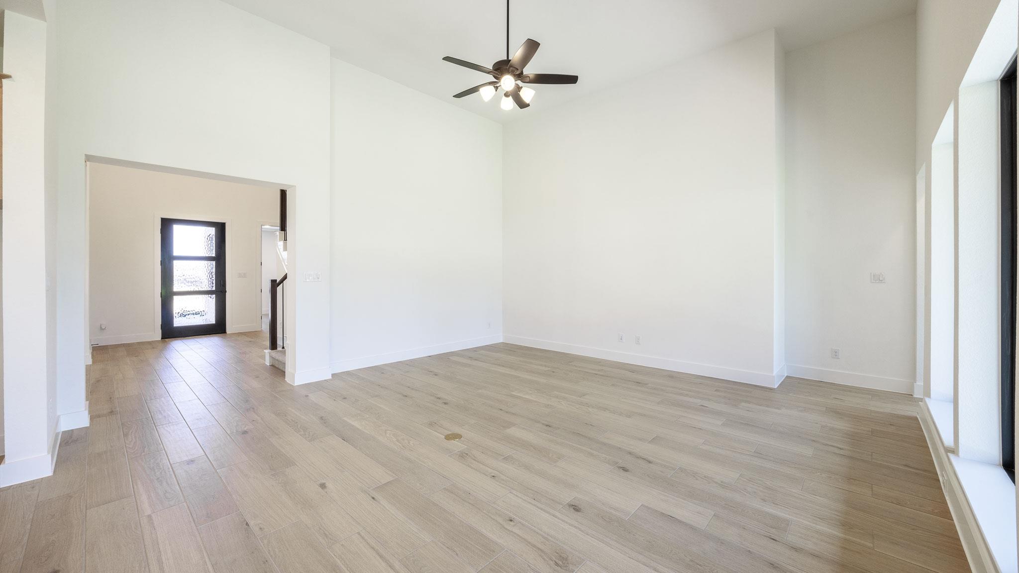 245 Maton Way Property Photo 5