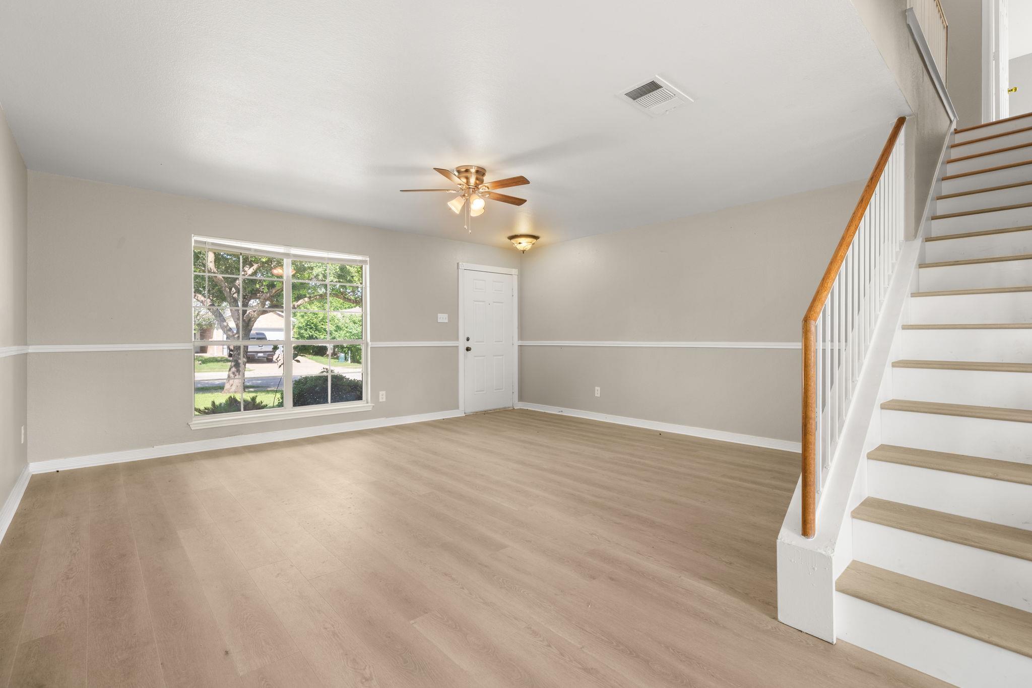 2700 Breezy Point Cv Property Photo 8
