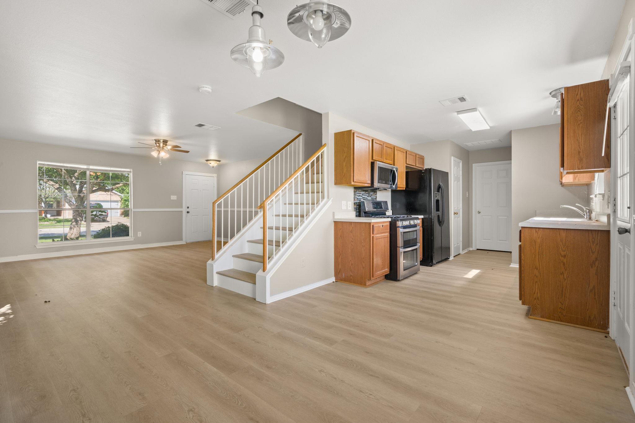 2700 Breezy Point Cv Property Photo 12
