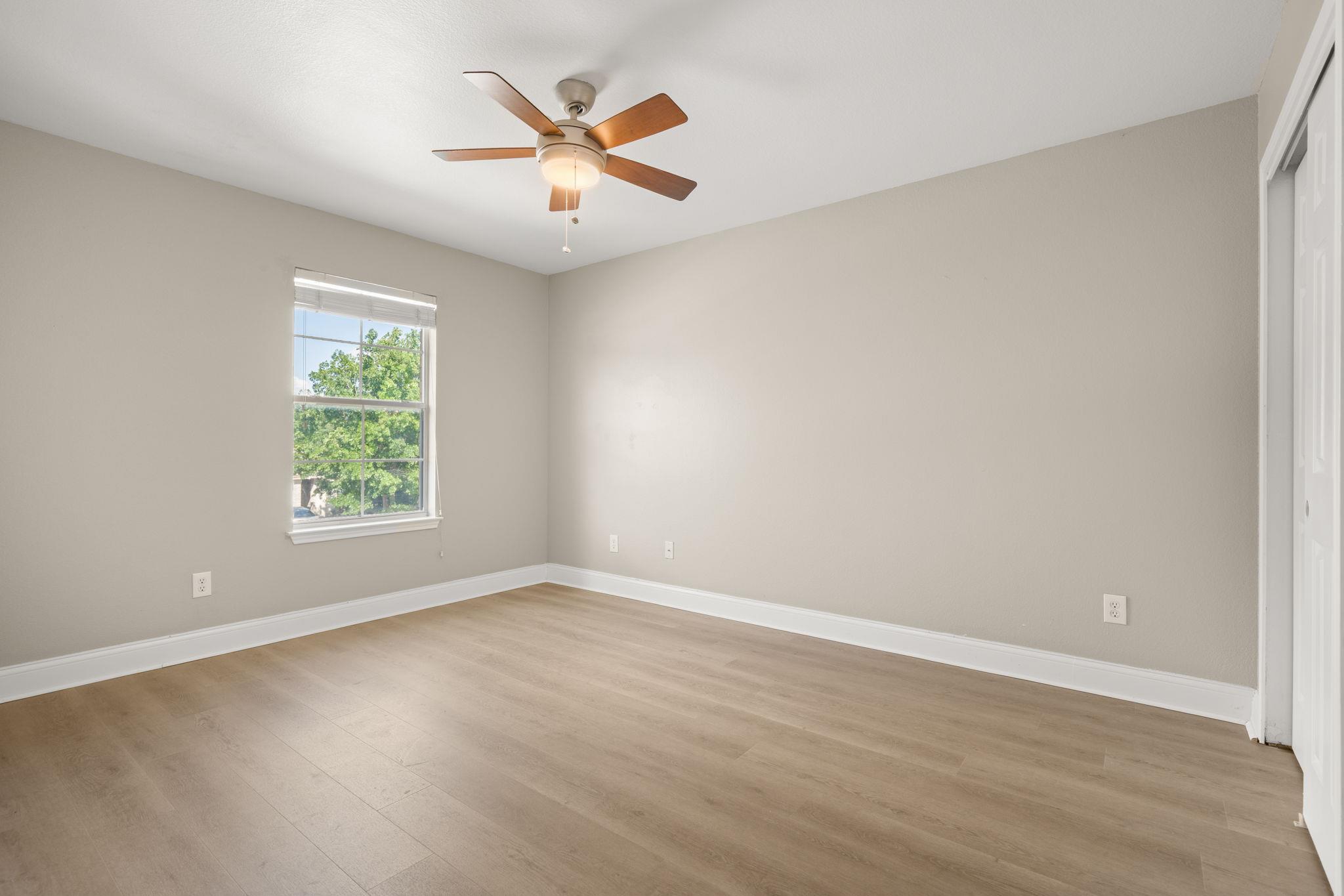 2700 Breezy Point Cv Property Photo 26
