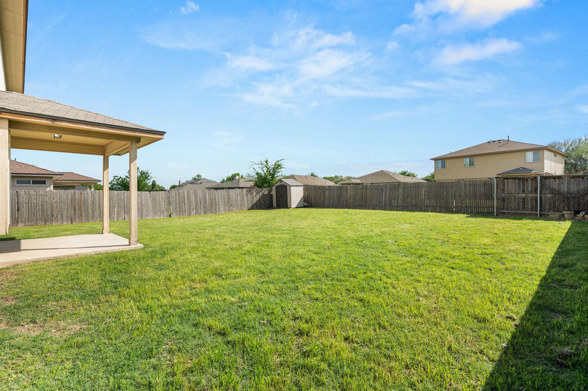 2700 Breezy Point Cv Property Photo 29